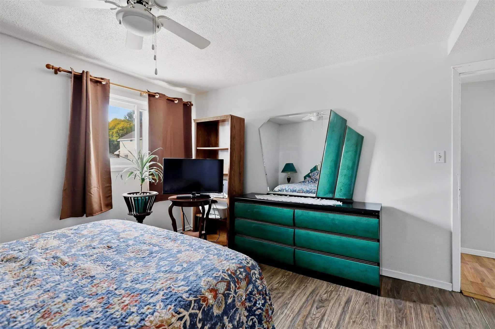 386 Second Avenue