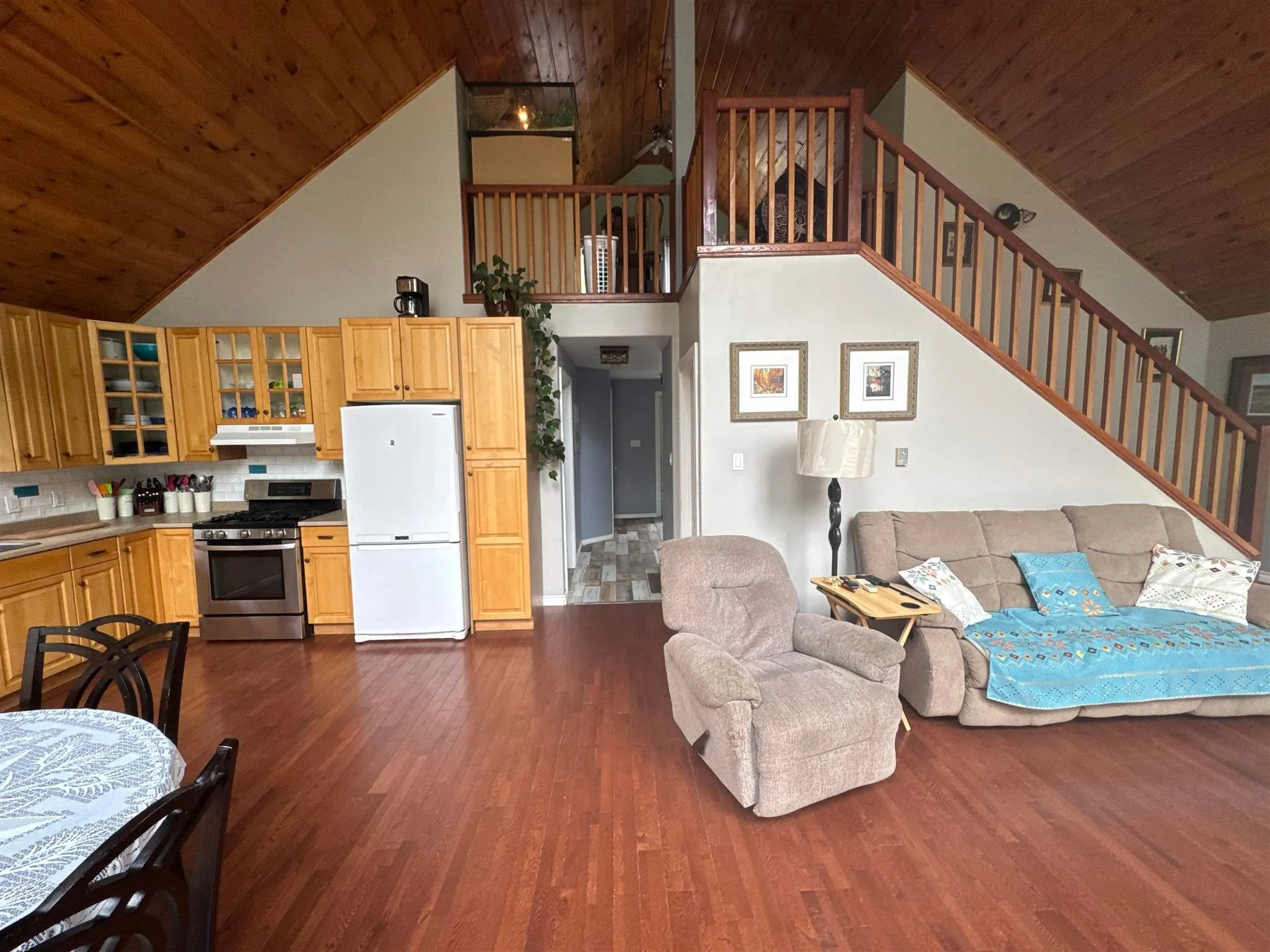 884 Dunlop Shores Road