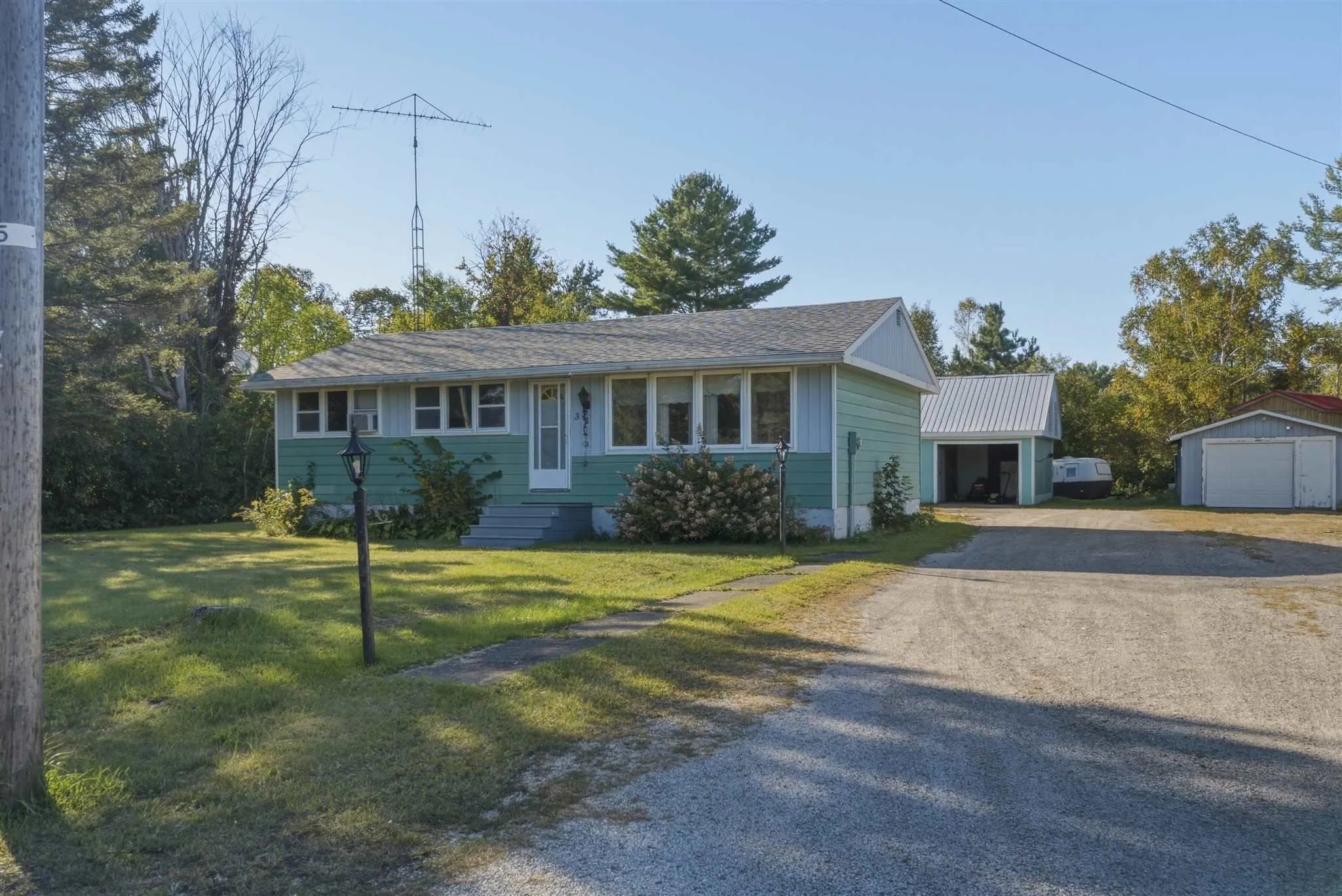 32 Mississagi Crescent