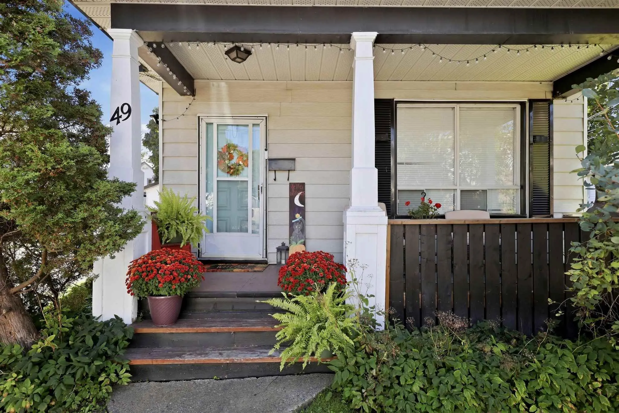 49 Hawthorne Avenue