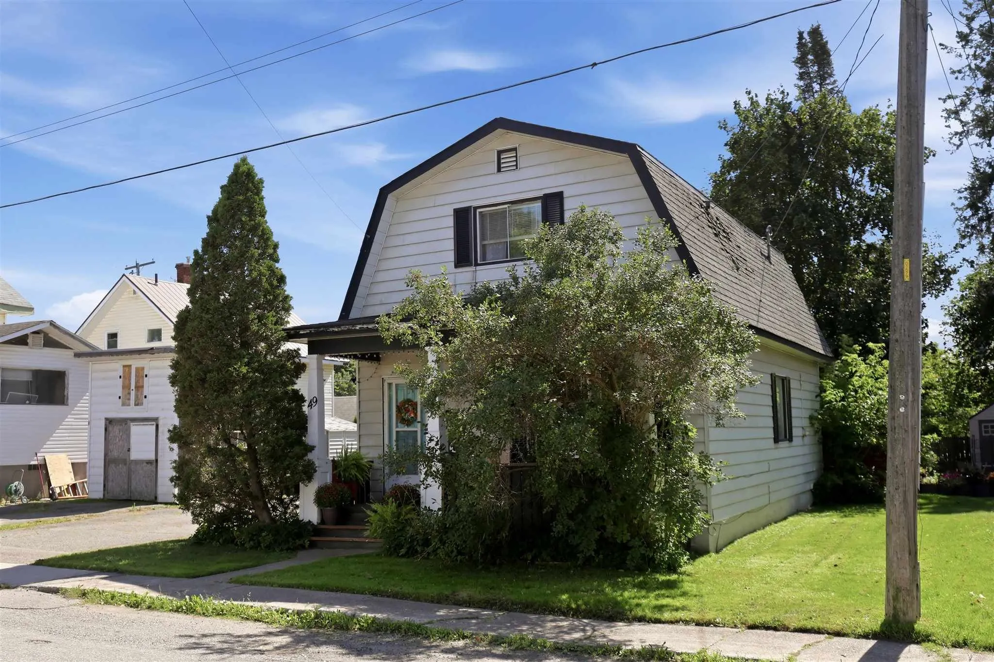 49 Hawthorne Avenue