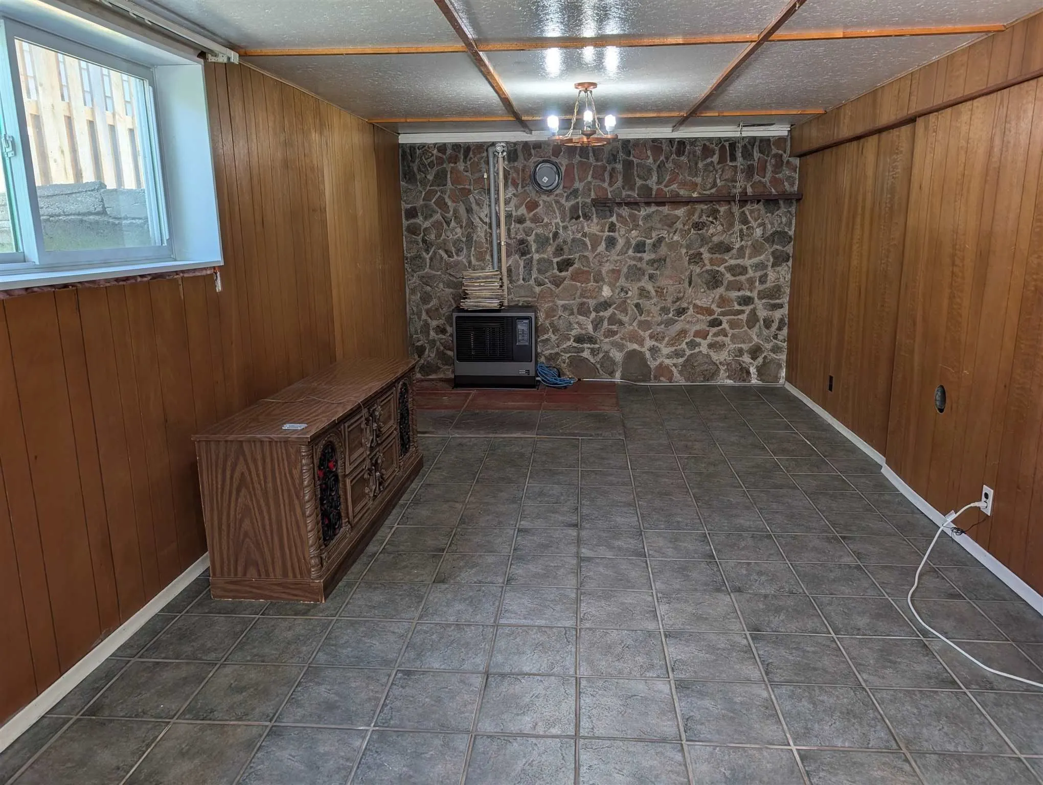 15 Magpie Road