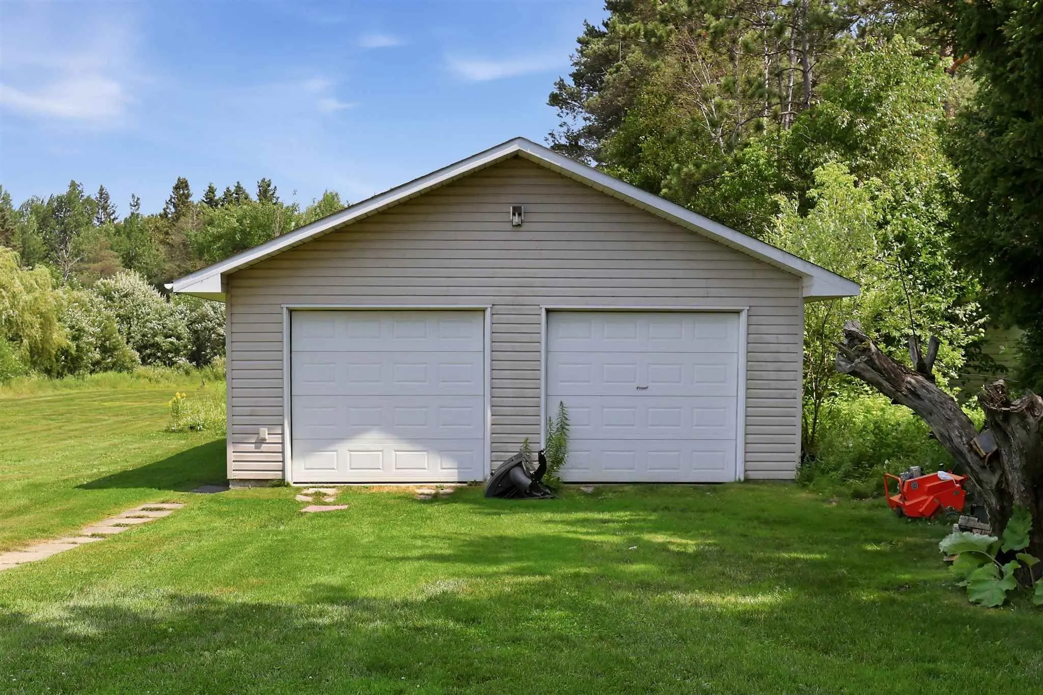 382 Nixon Road