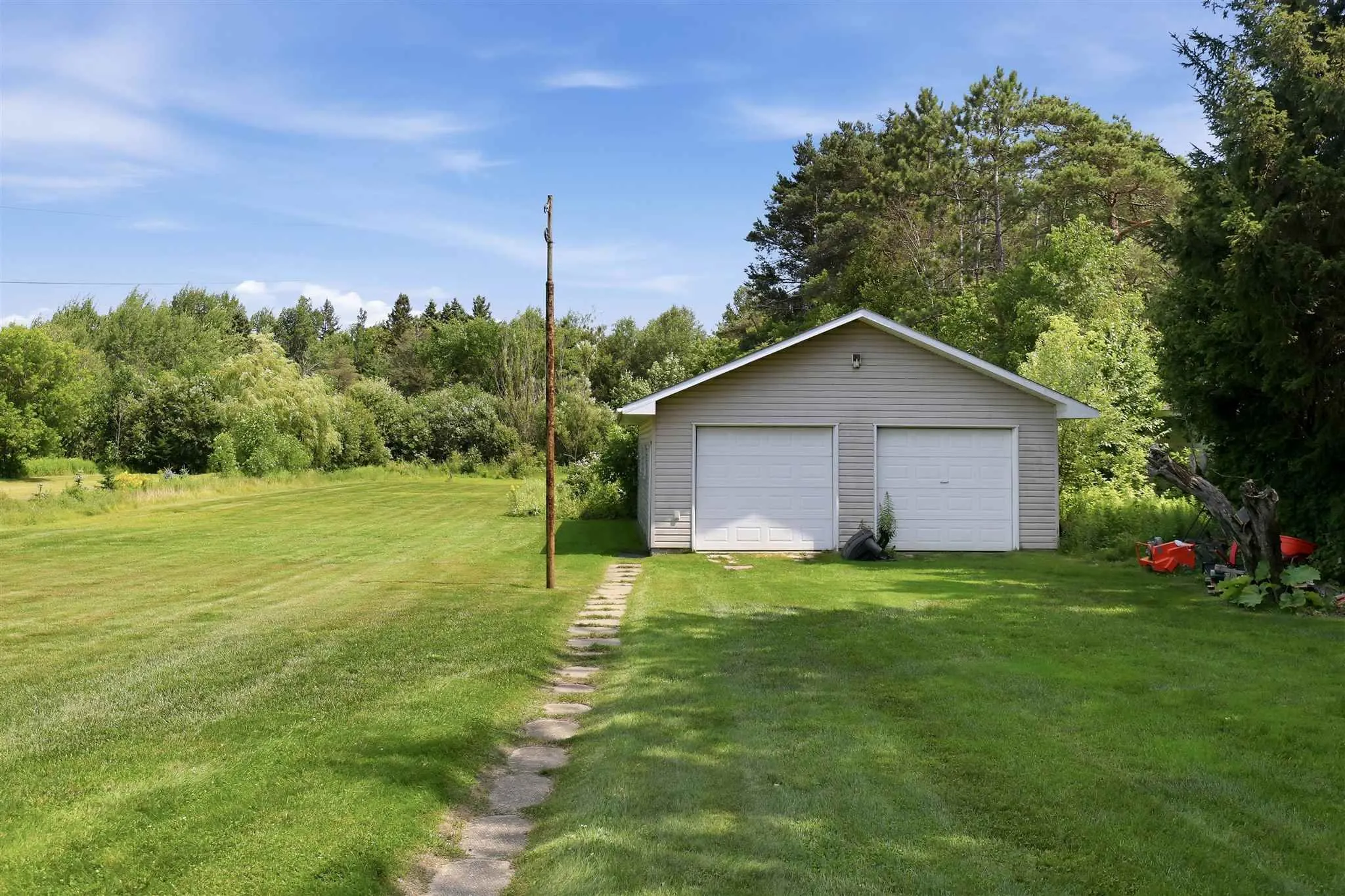 382 Nixon Road