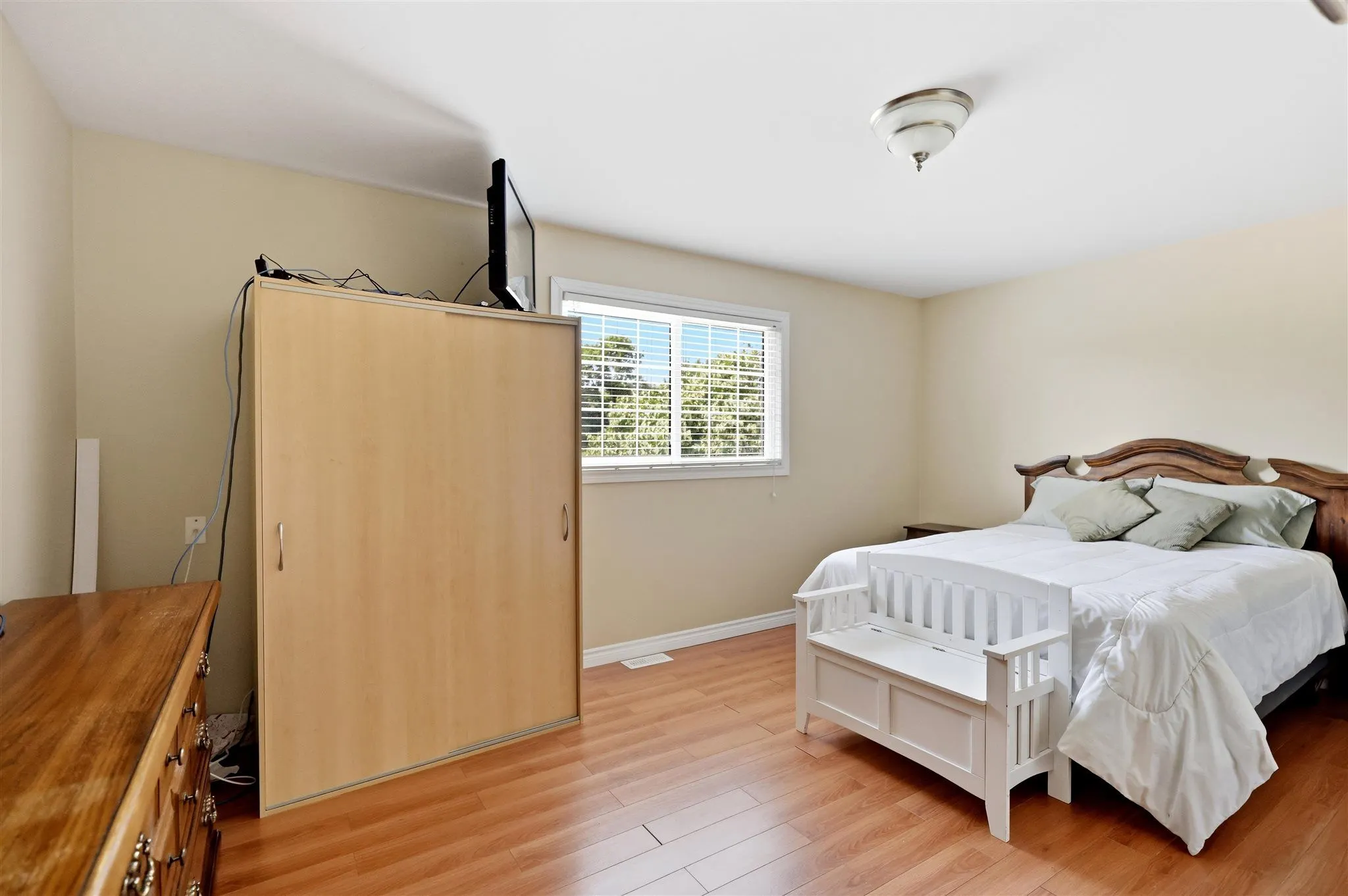 382 Nixon Road