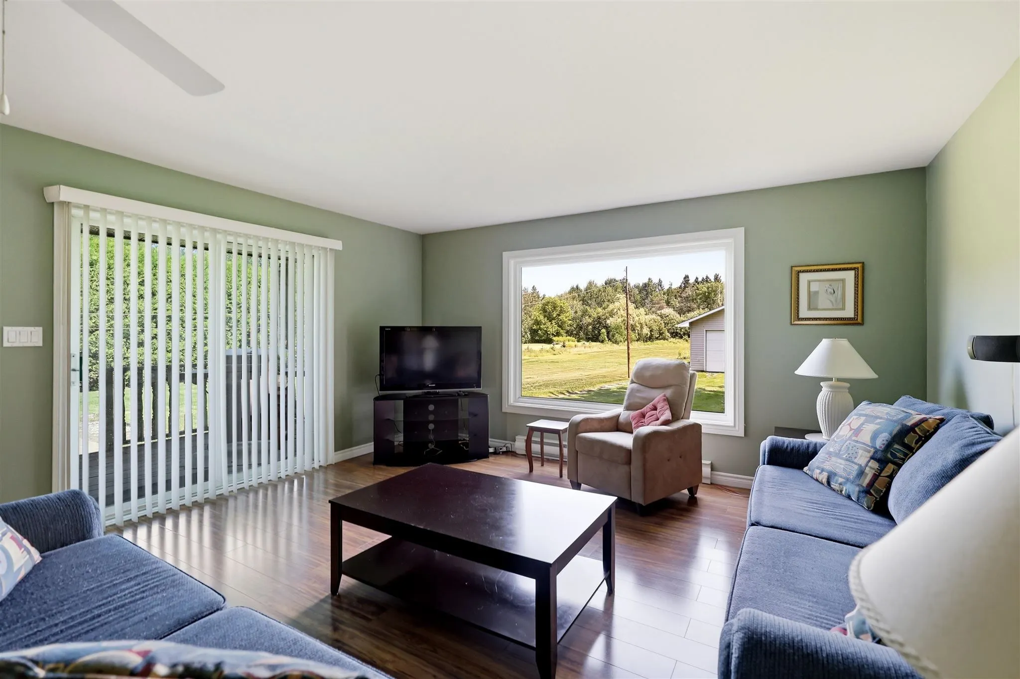 382 Nixon Road