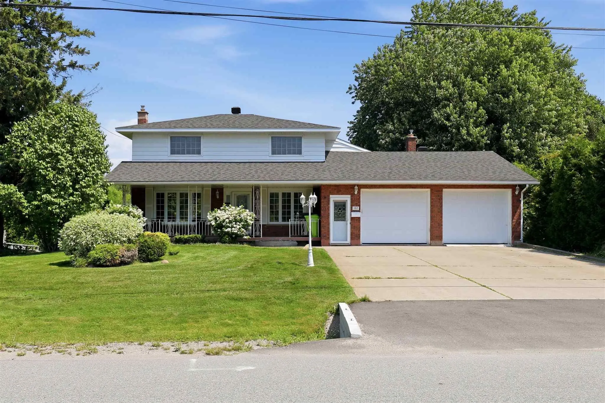 382 Nixon Road