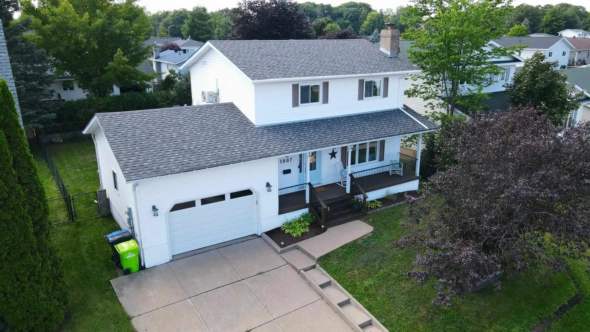 1007 Lake Street
