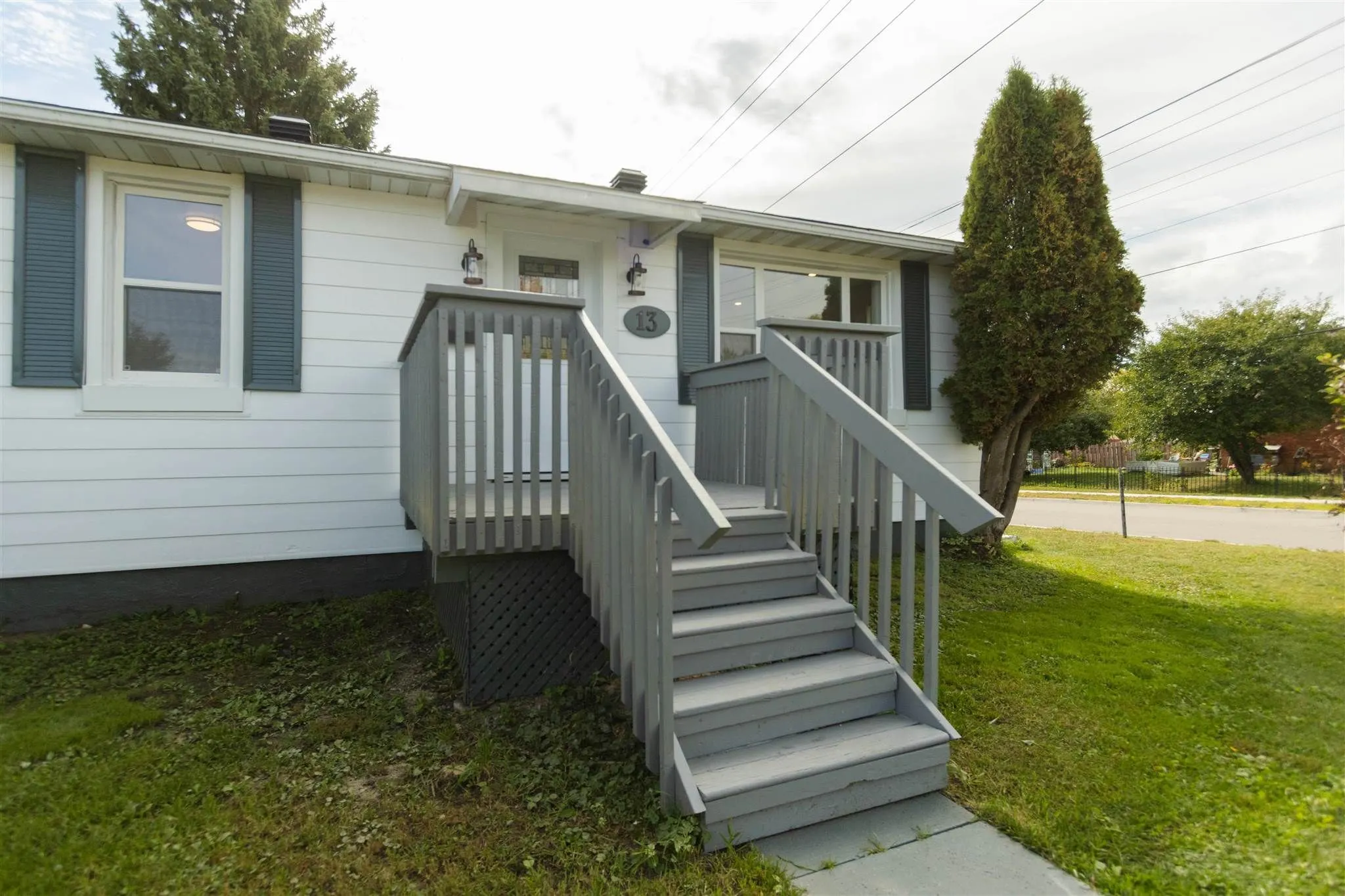 13 Stevens Street