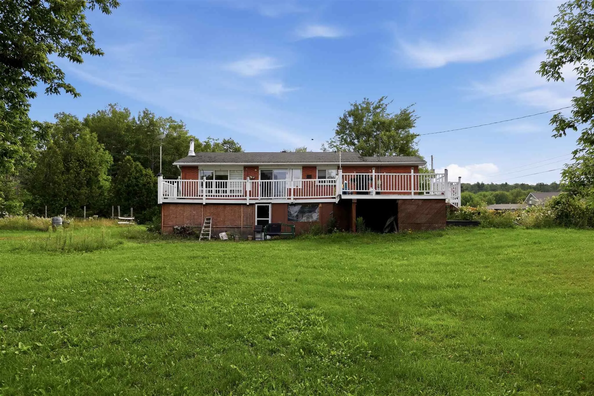 99 Findlay Road E