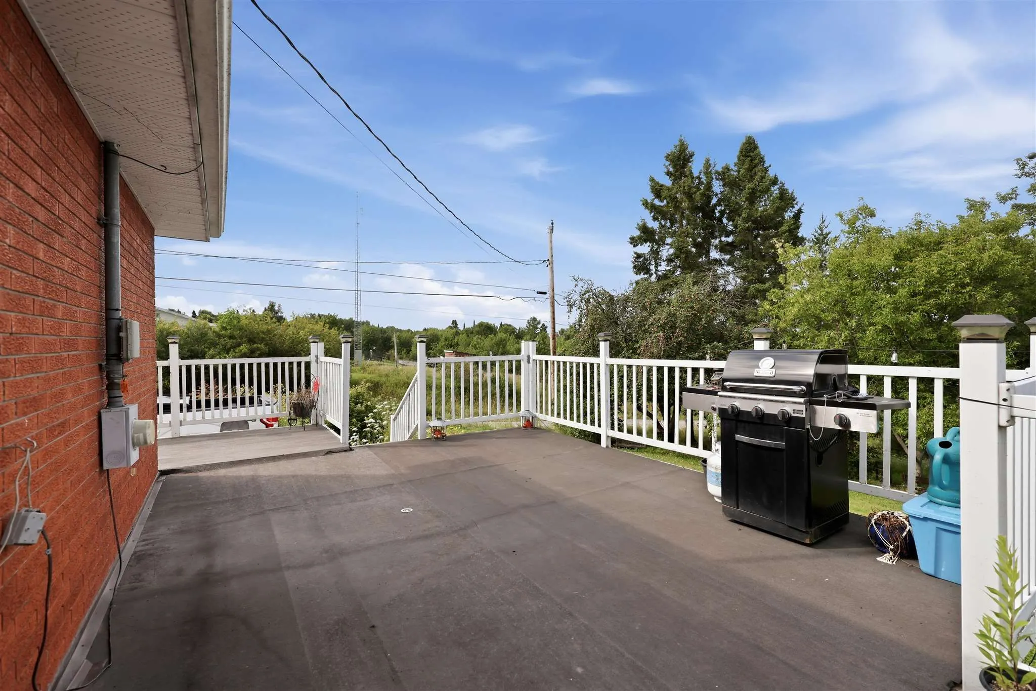 99 Findlay Road E