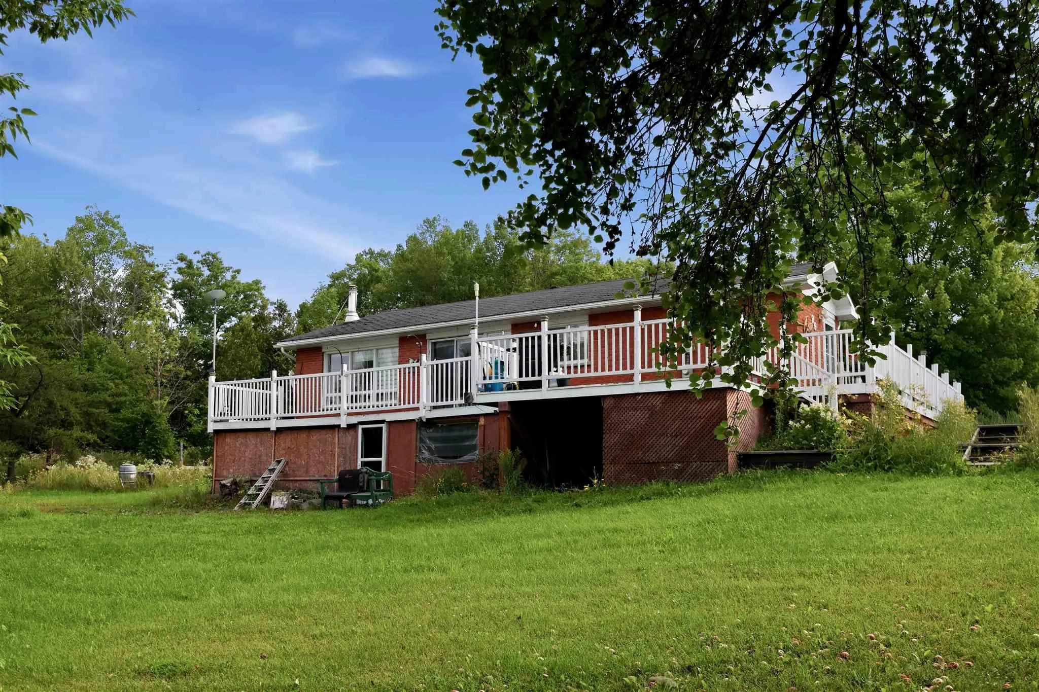 99 Findlay Road E