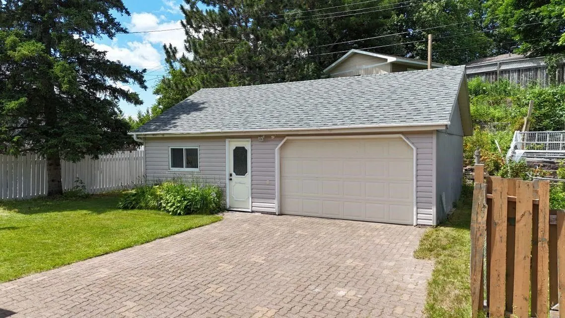 66 Dieppe Avenue