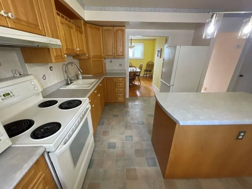 66 Dieppe Avenue