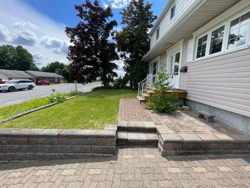 66 Dieppe Avenue
