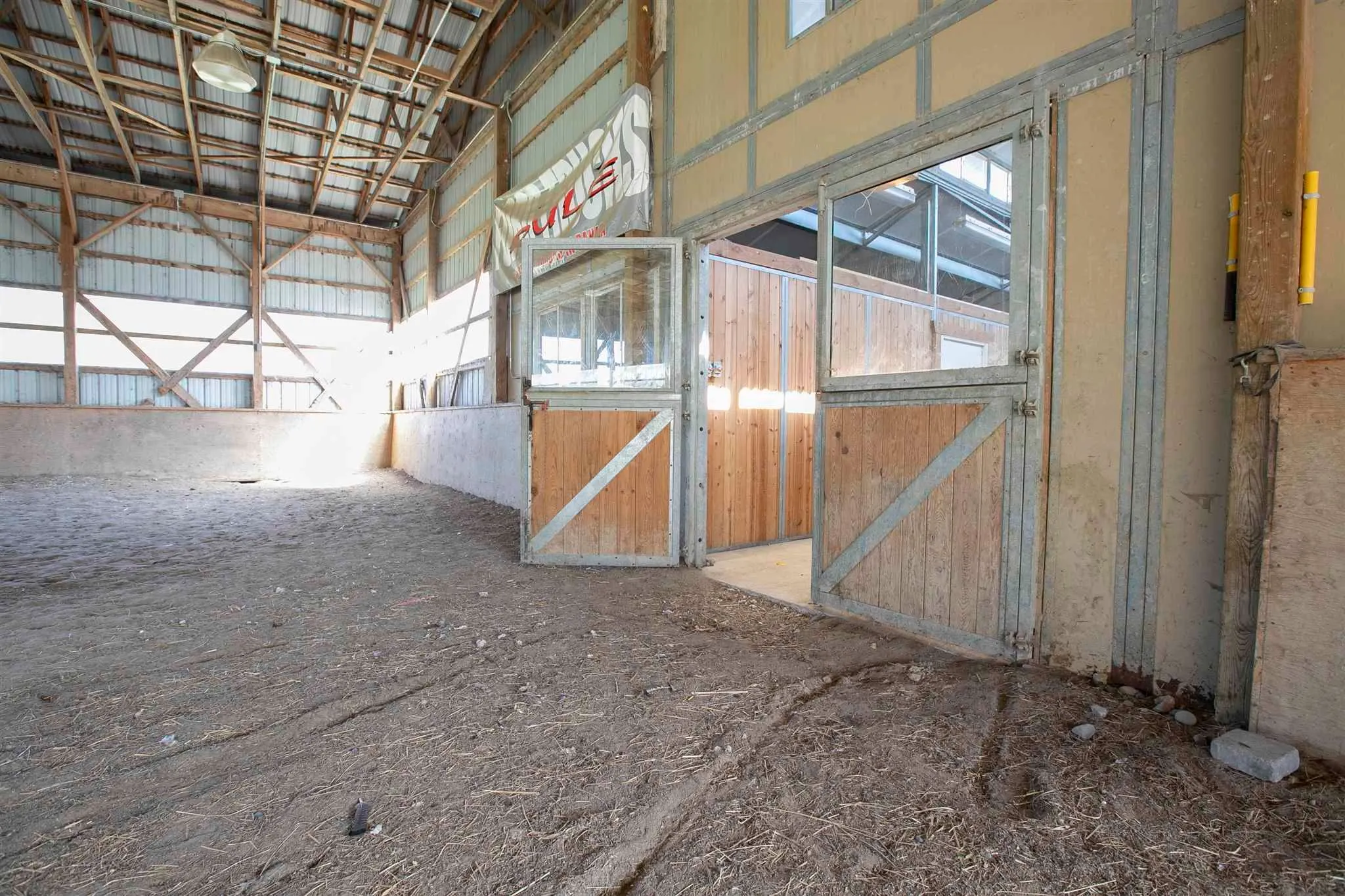 11935 HWY 17 E