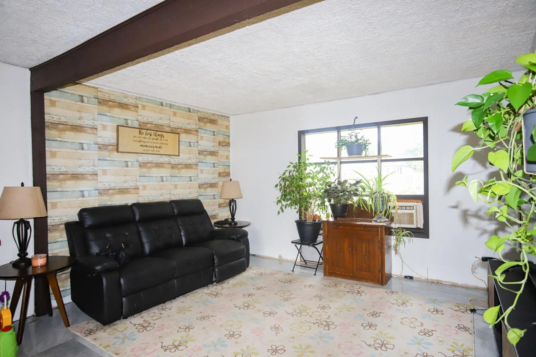 799 Hwy 552 W