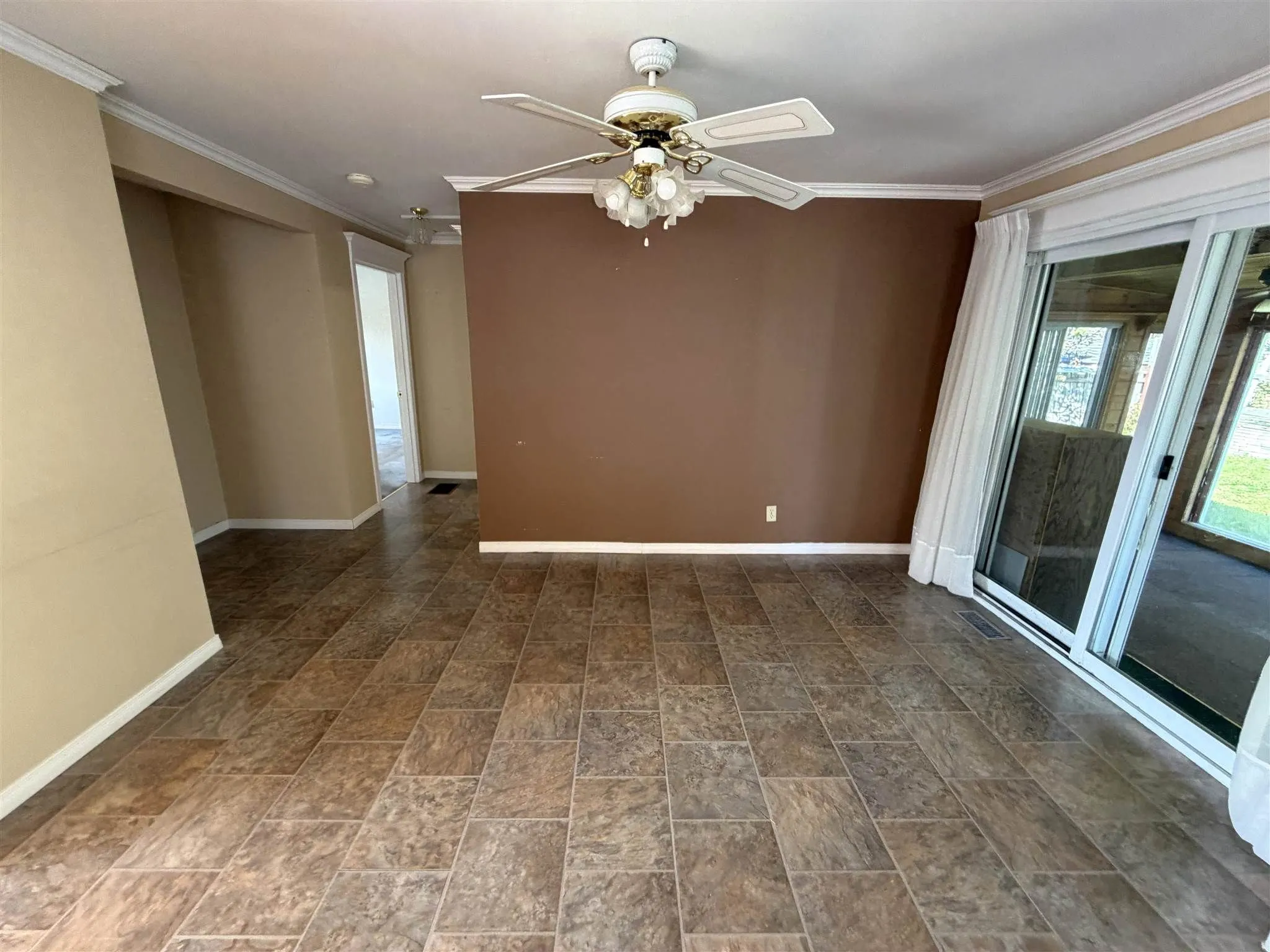 17 Brown Road