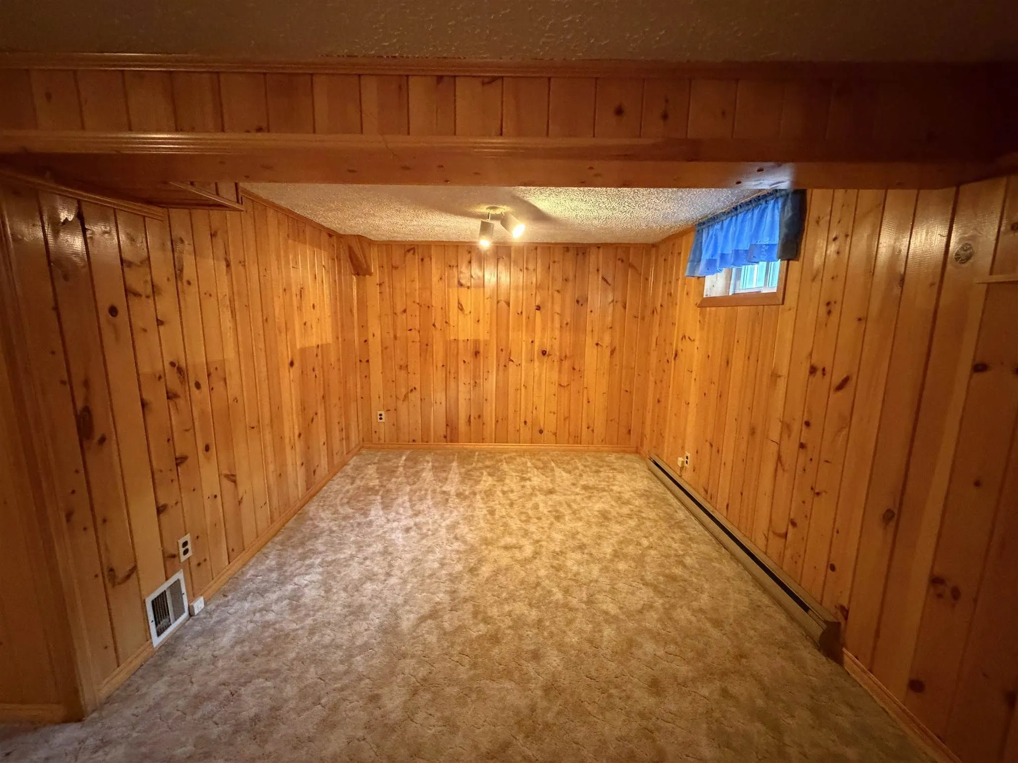 17 Brown Road