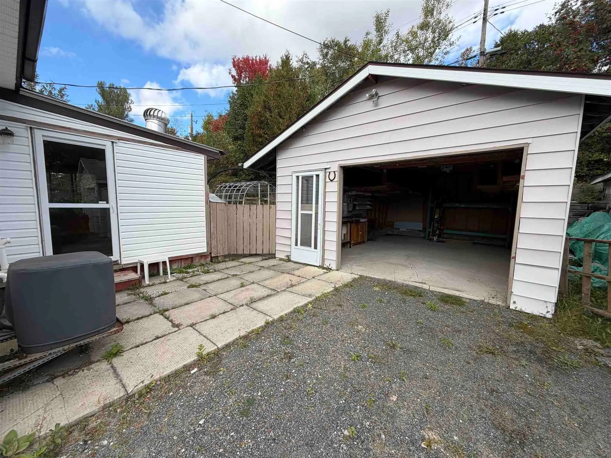 17 Brown Road