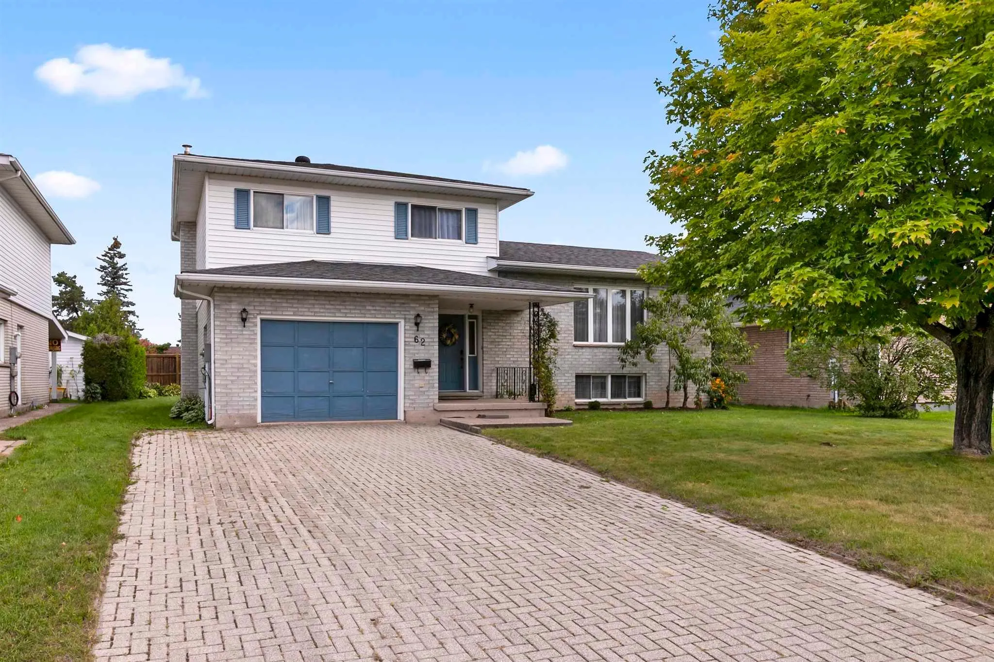 62 Laronde Avenue