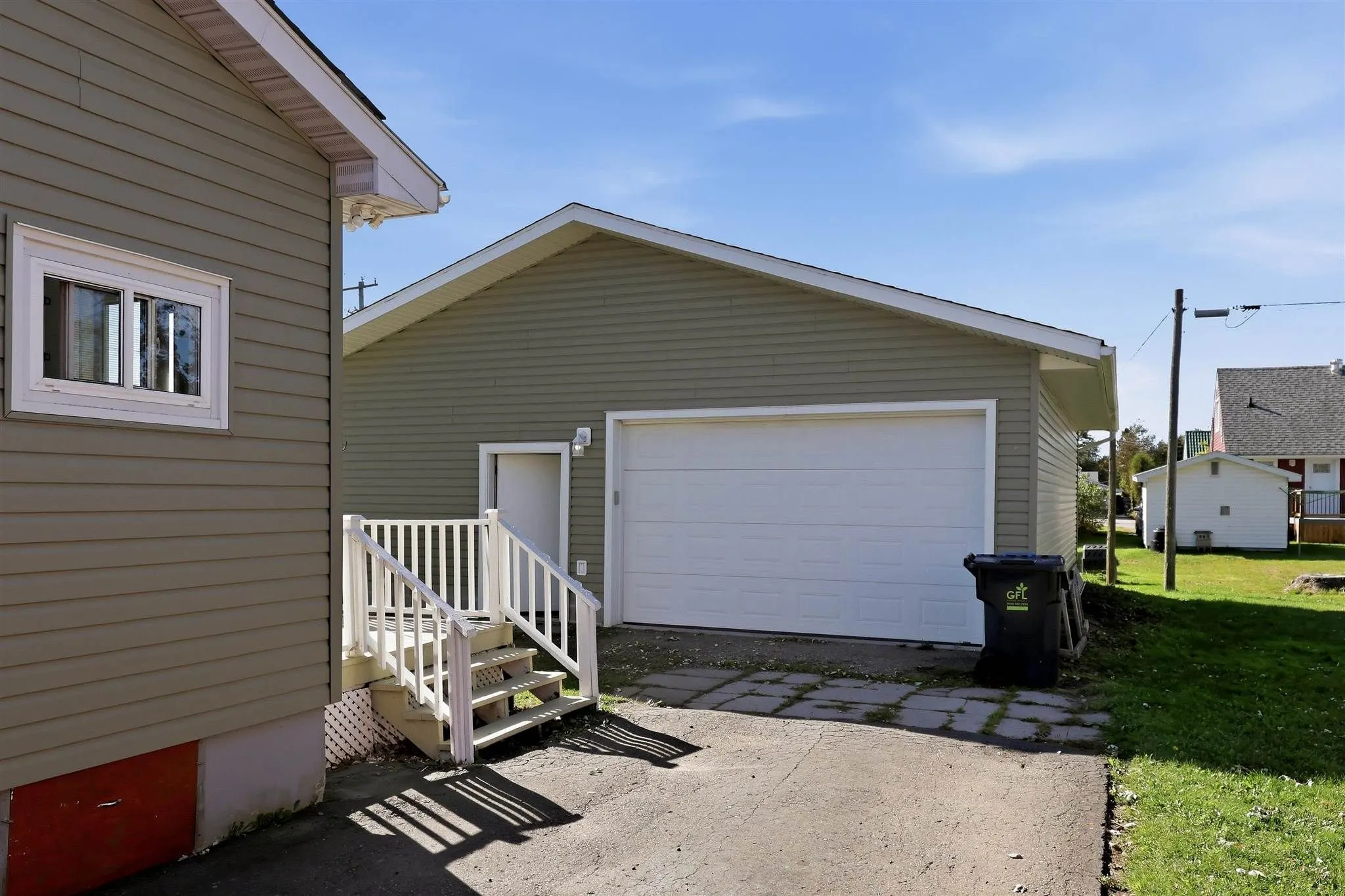 3 Weldon Avenue