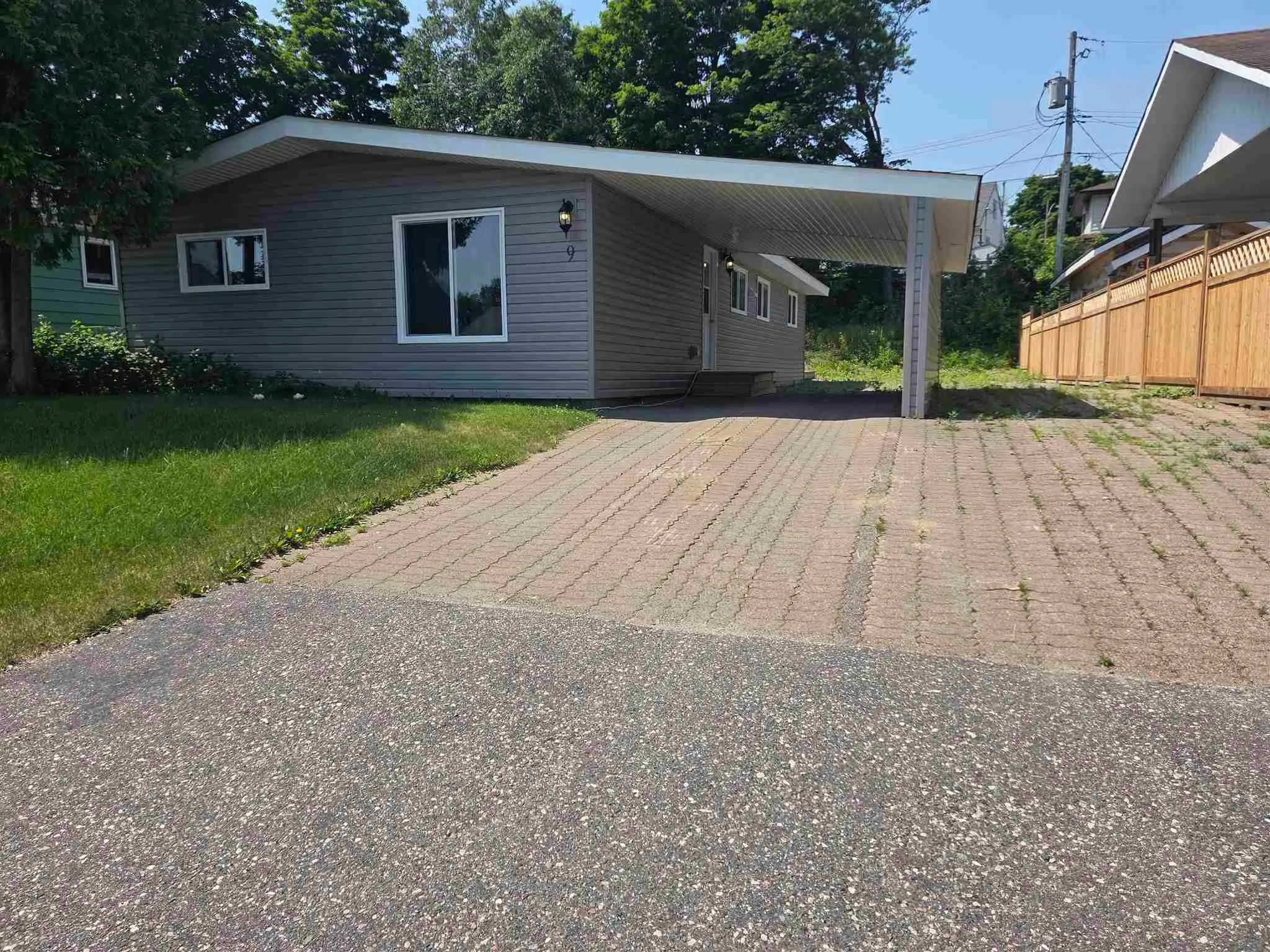 9 Central Avenue