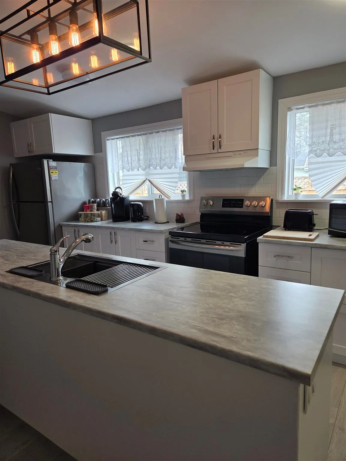 9 Central Avenue