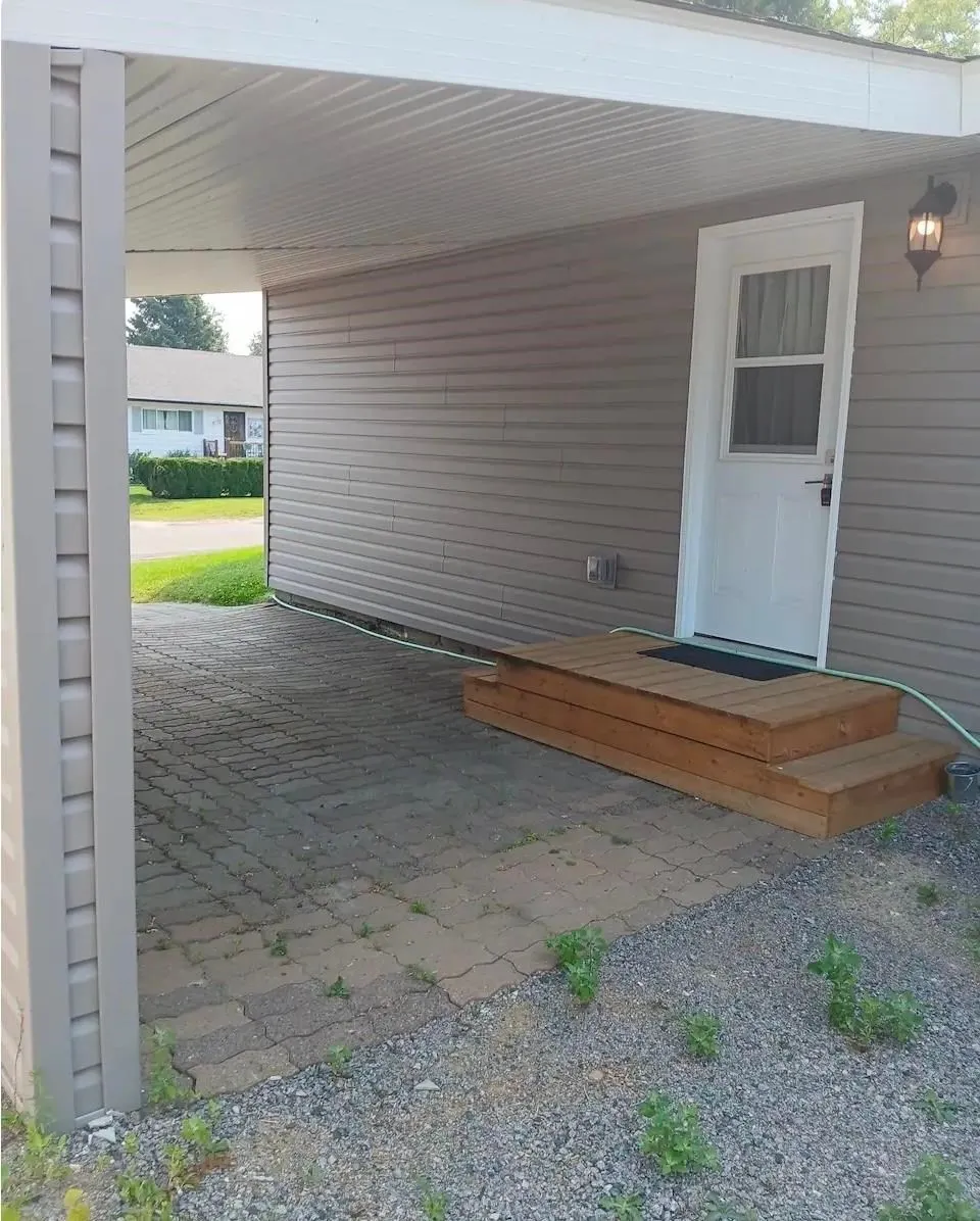 9 Central Avenue
