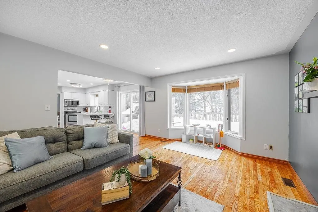 27 Plummer Court