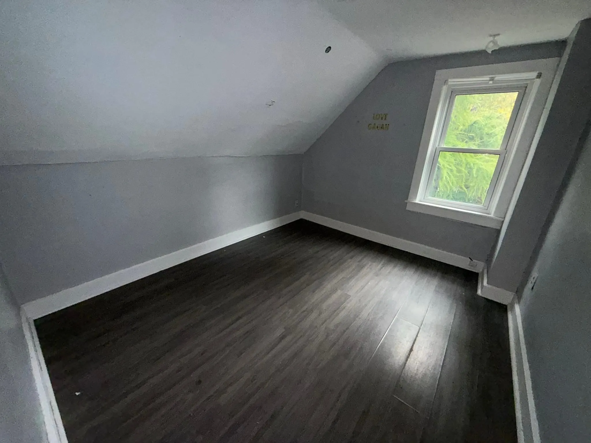182-184 Woodward Avenue