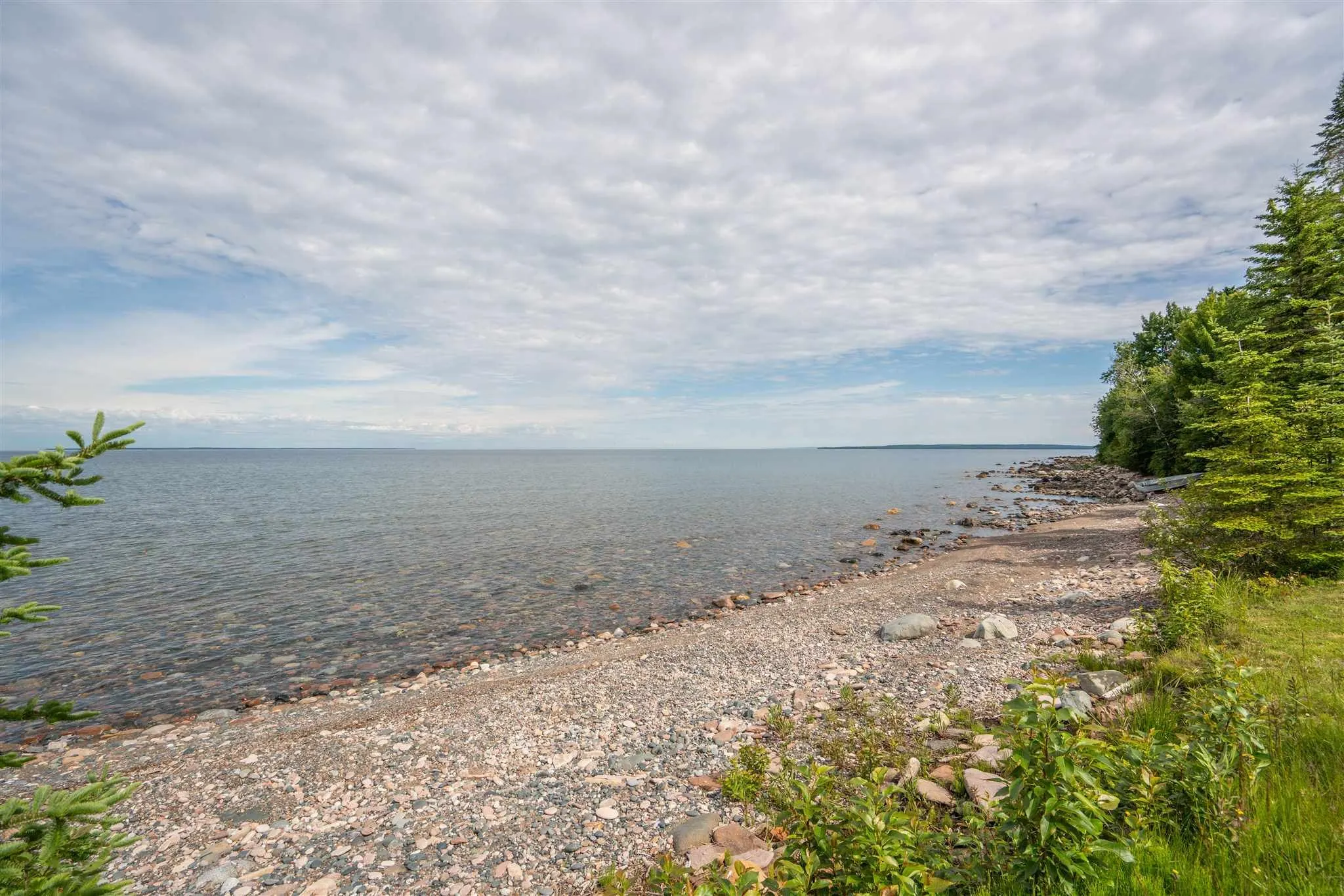 634 Lakeshore Drive