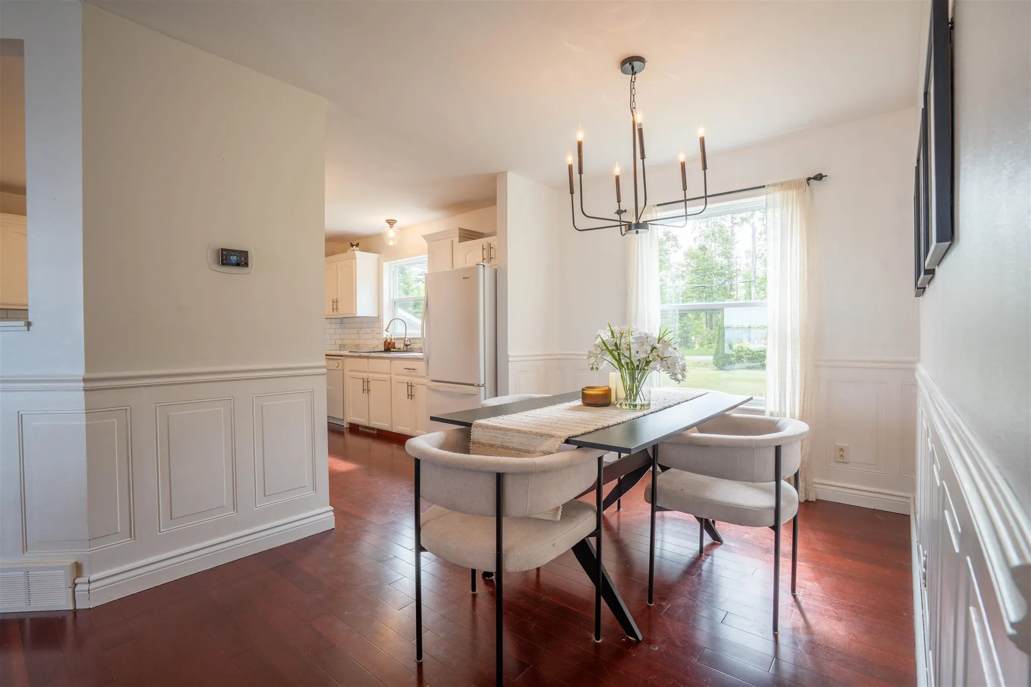 634 Lakeshore Drive