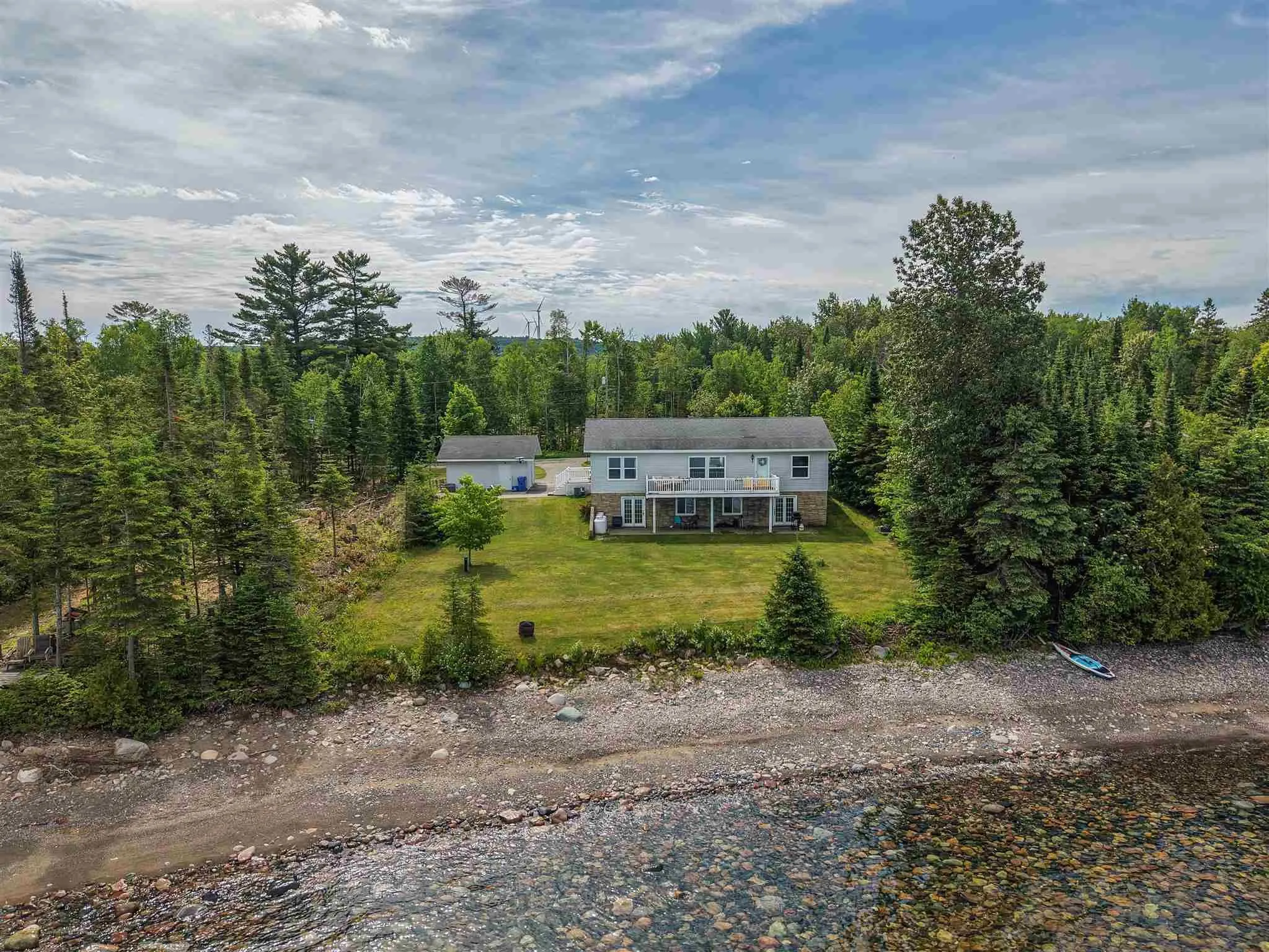 634 Lakeshore Drive