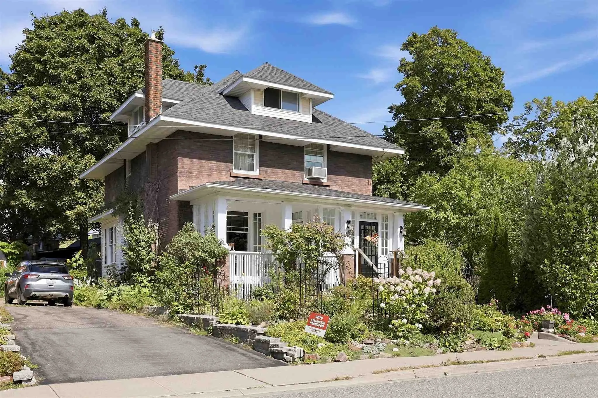 40 Euclid Road