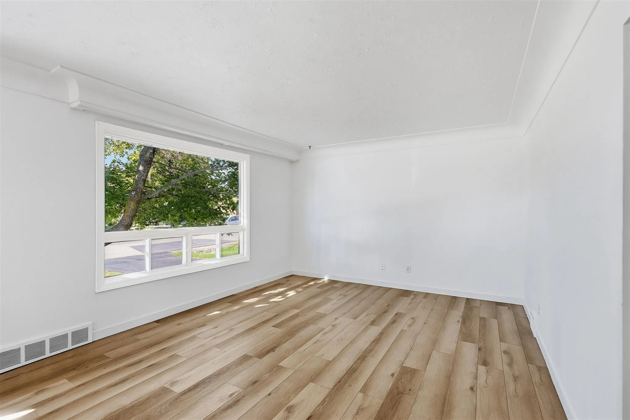 118 Blake Avenue
