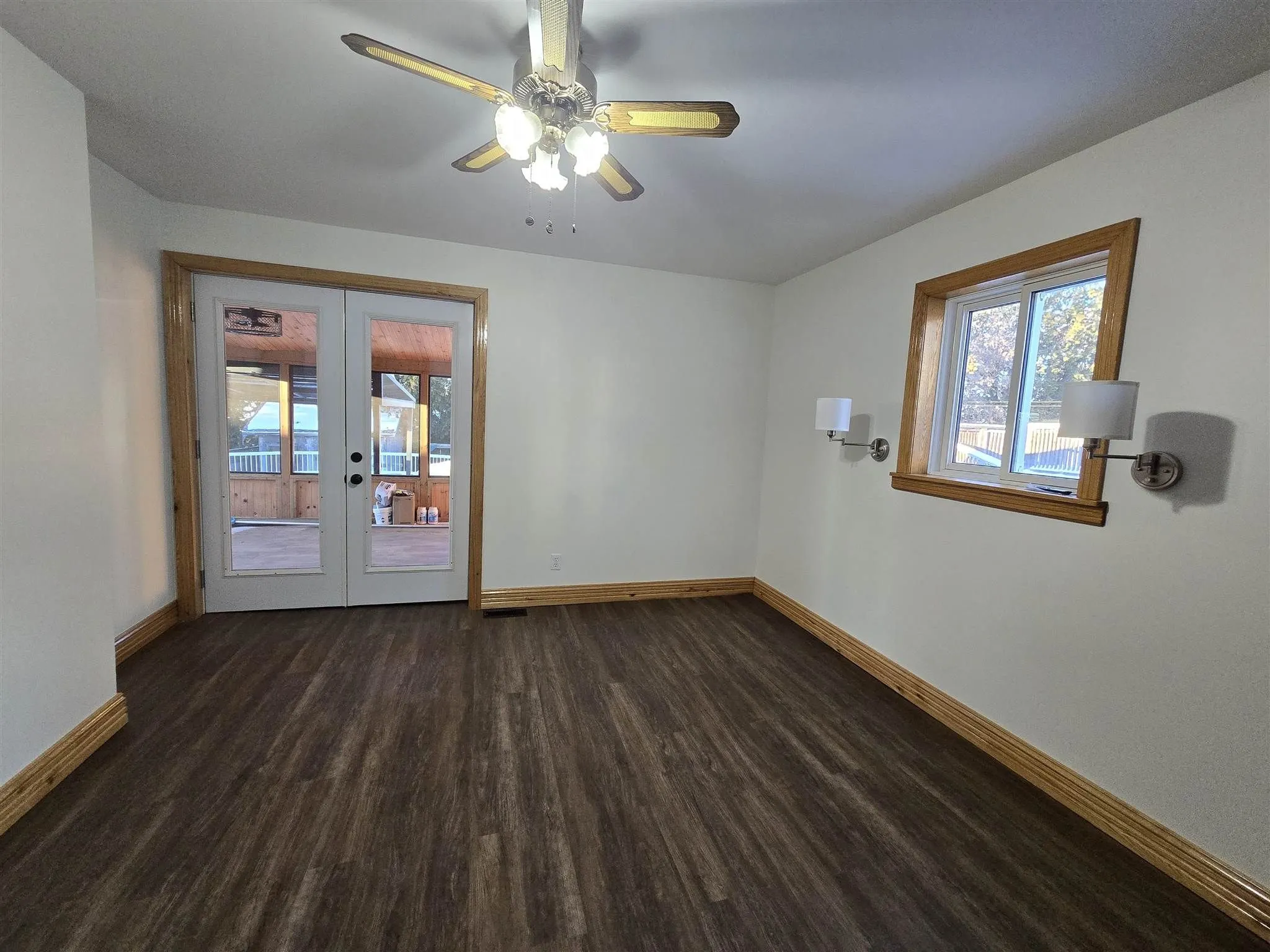 138 Lakeside Avenue