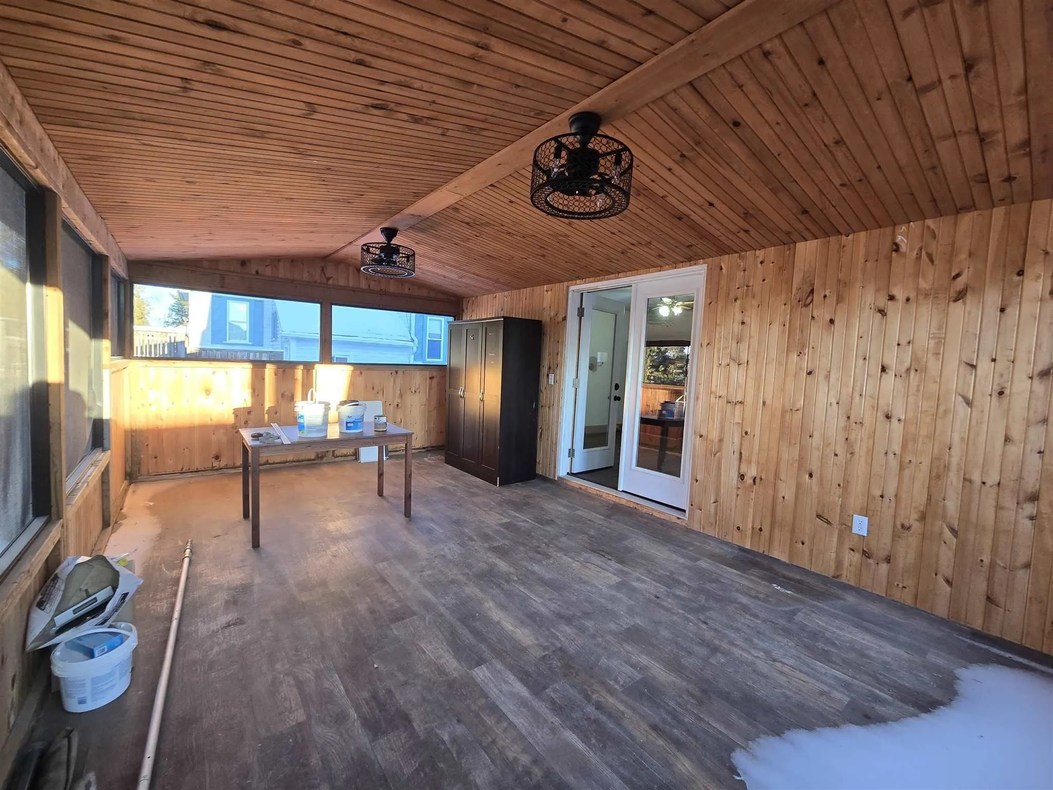 138 Lakeside Avenue