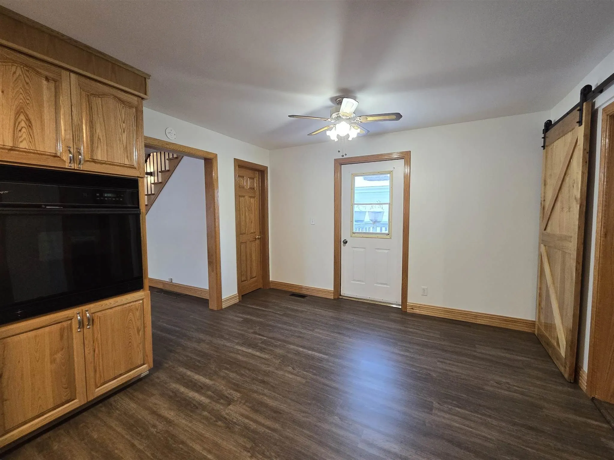 138 Lakeside Avenue