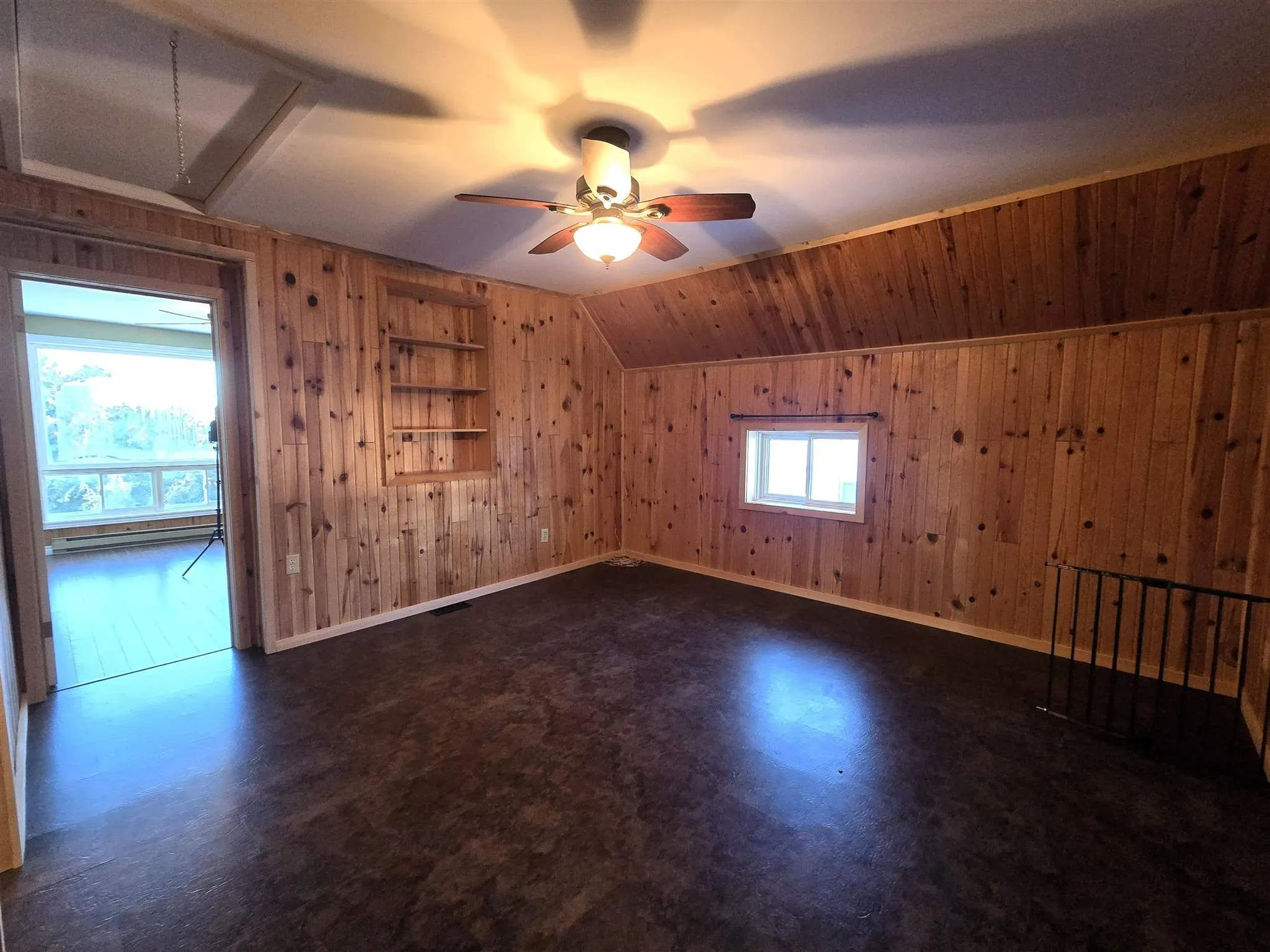 138 Lakeside Avenue
