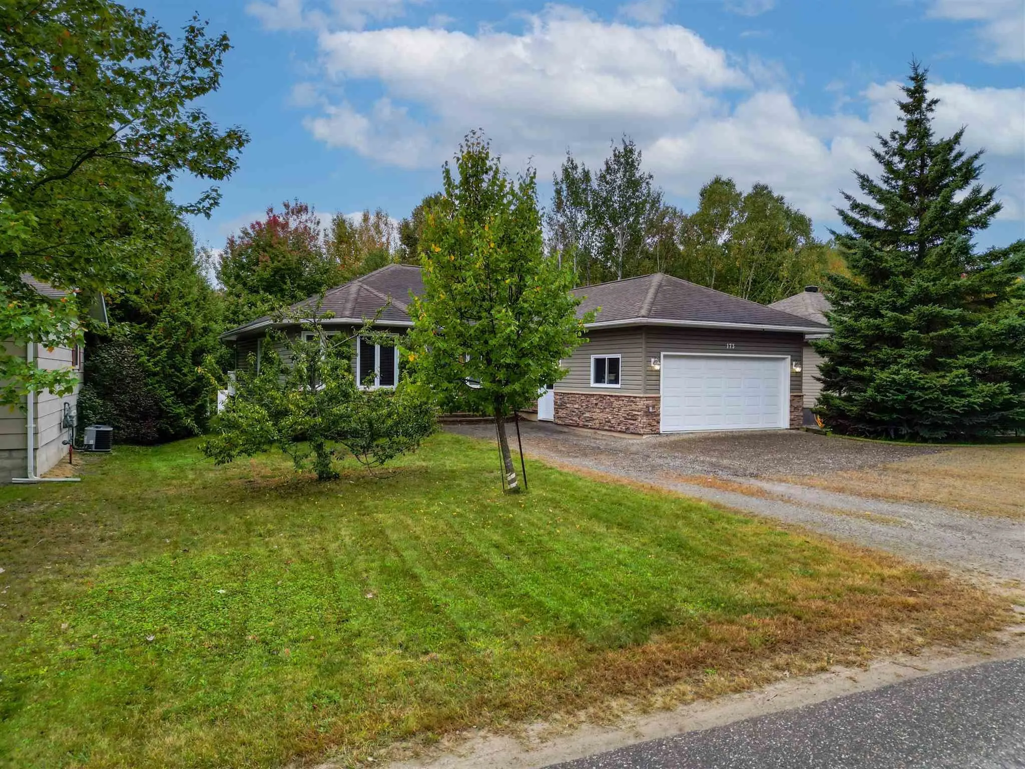 173 Youngfox Road