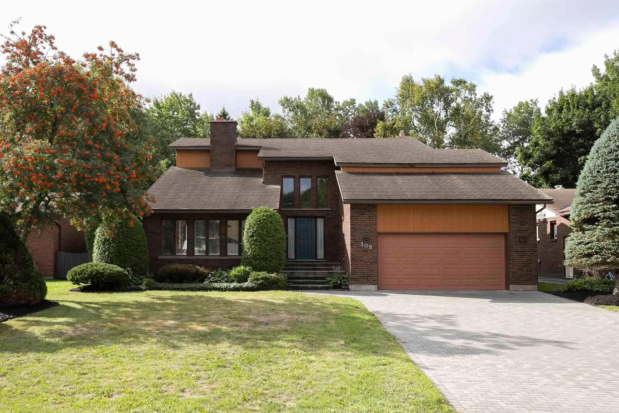 109 Greenview Lane