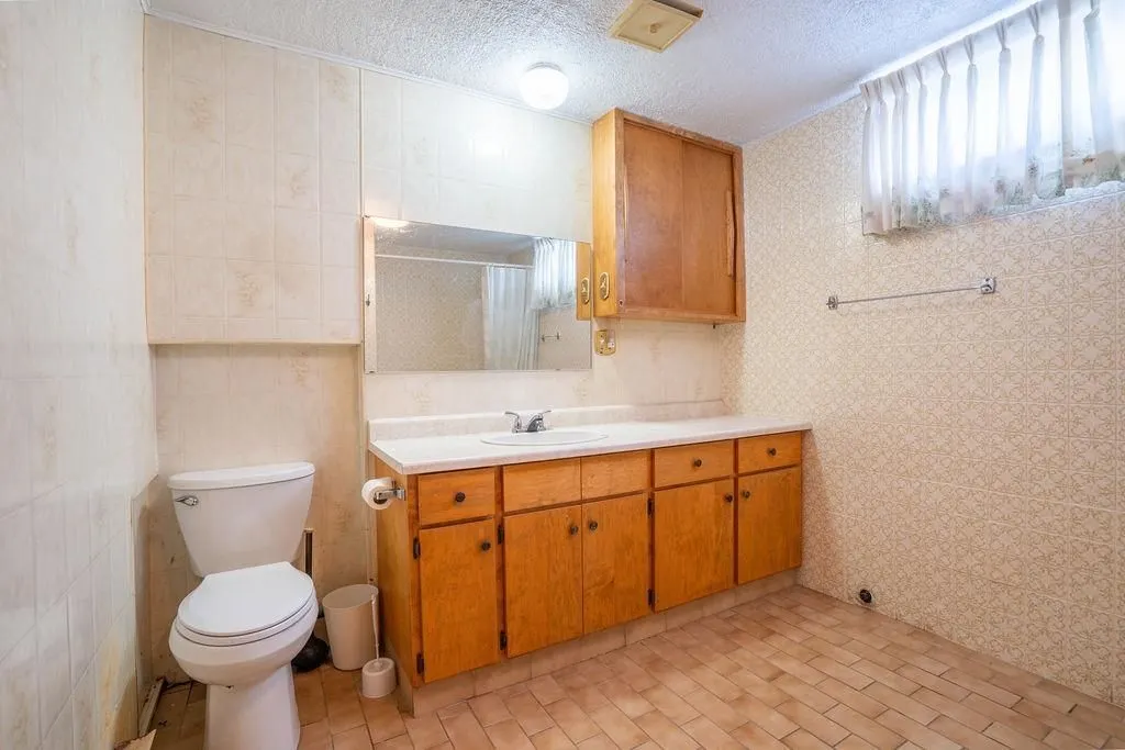 285 Spadina Avenue