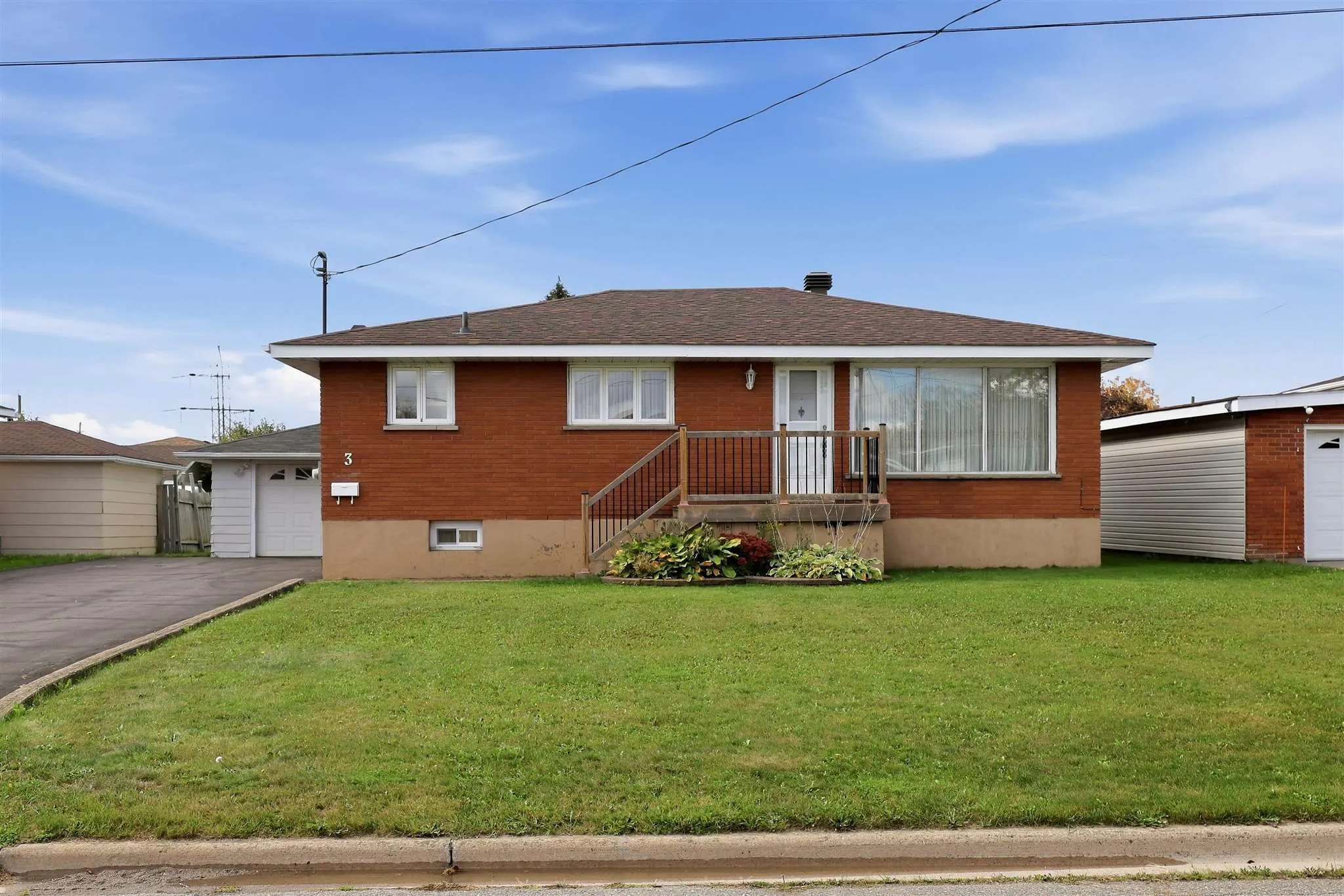 3 Dawson Avenue