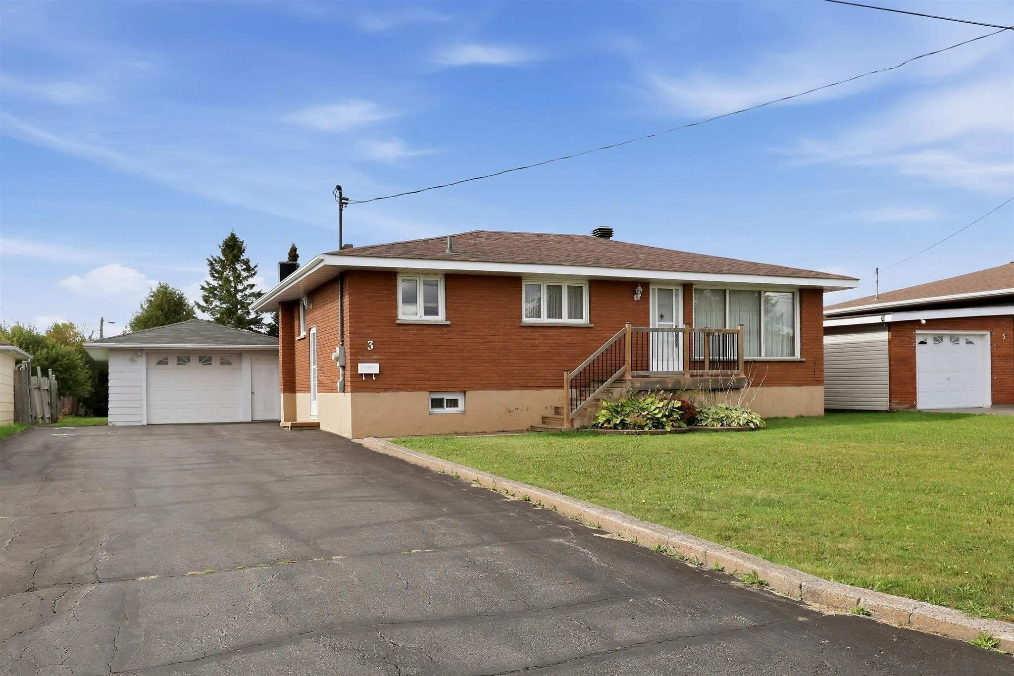 3 Dawson Avenue