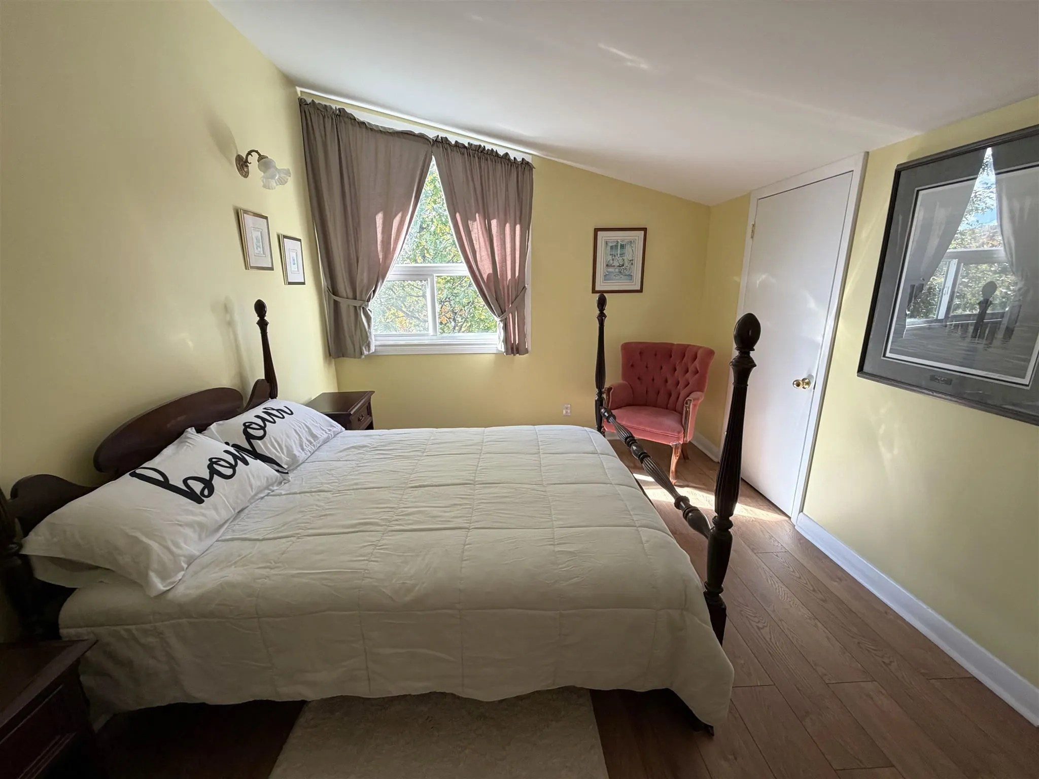 4 Timmins Road