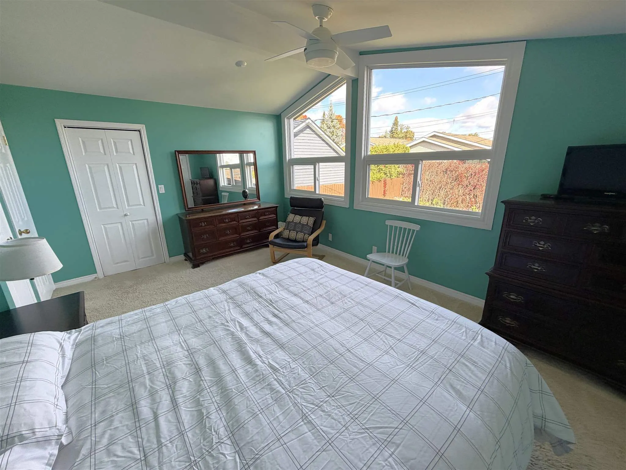4 Timmins Road