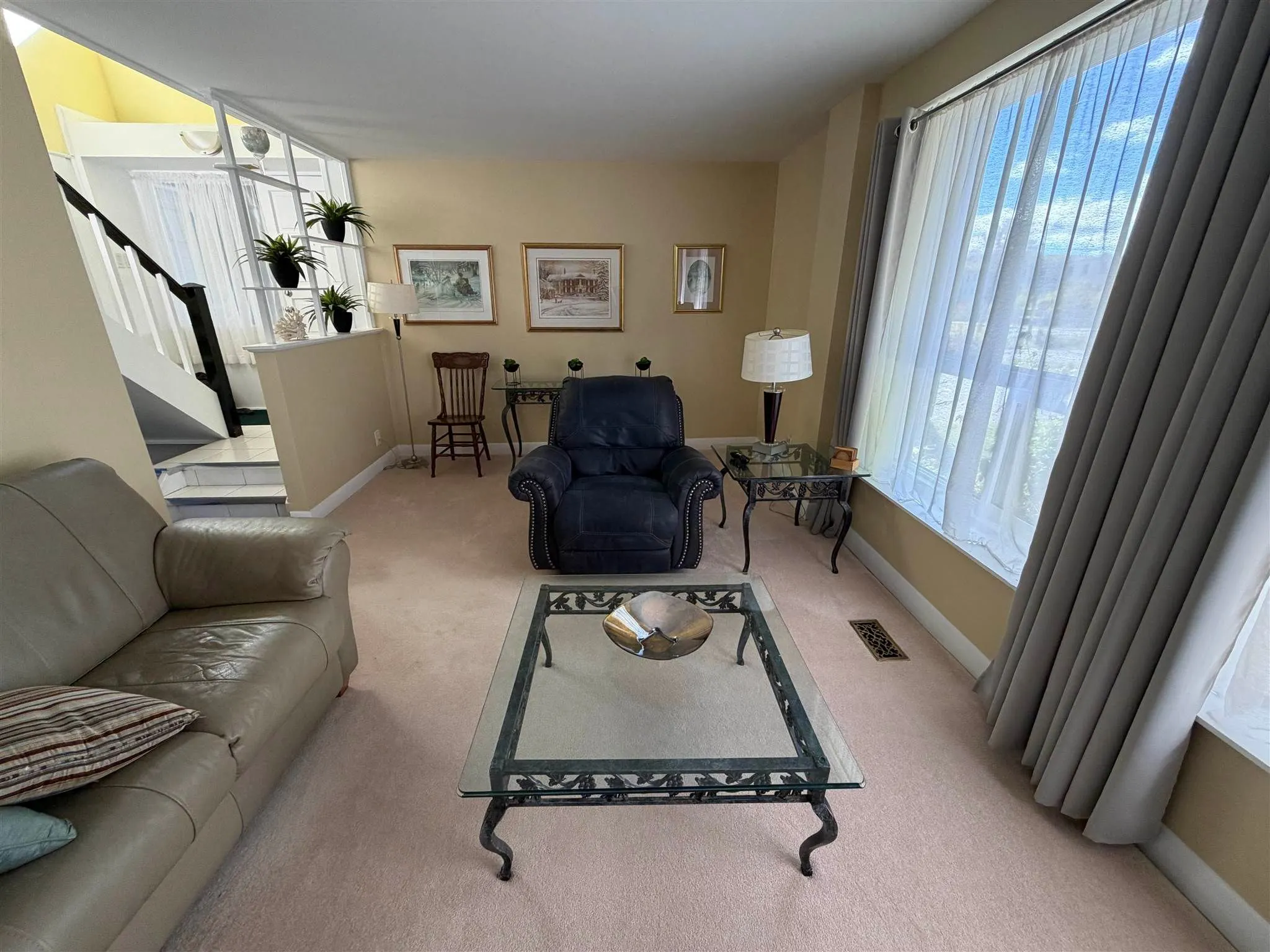 4 Timmins Road