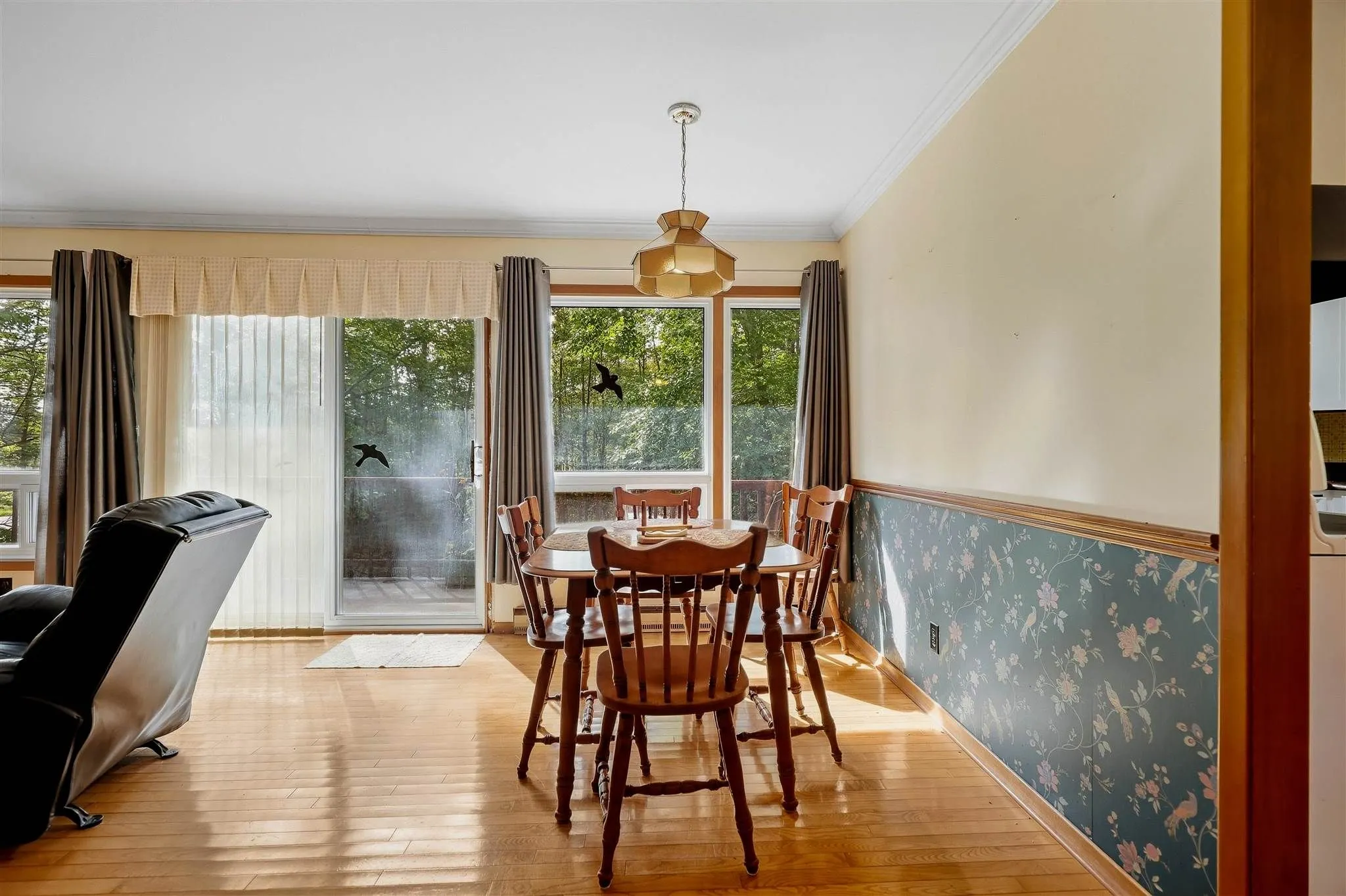 190 Town Line Road E