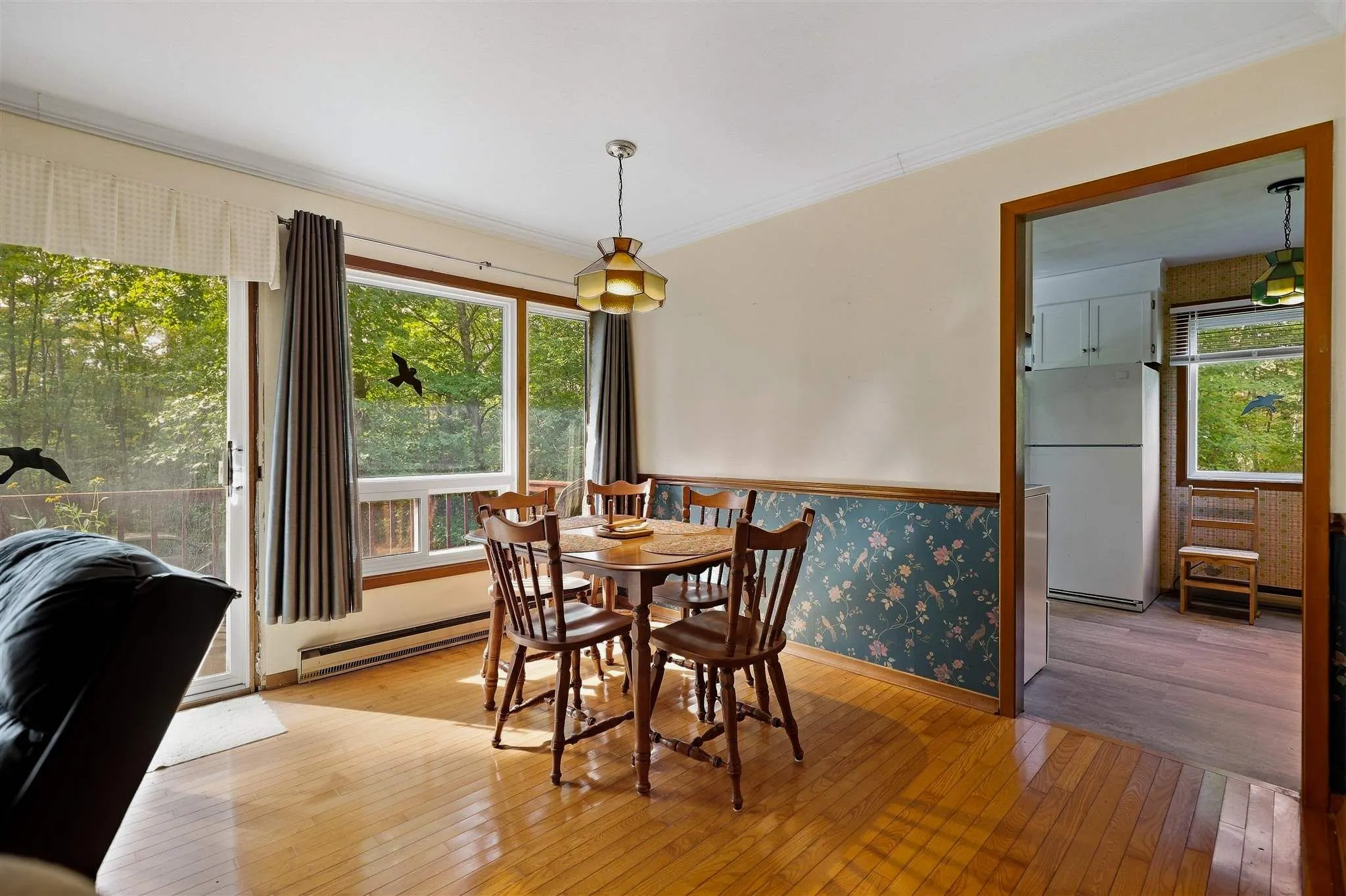 190 Town Line Road E